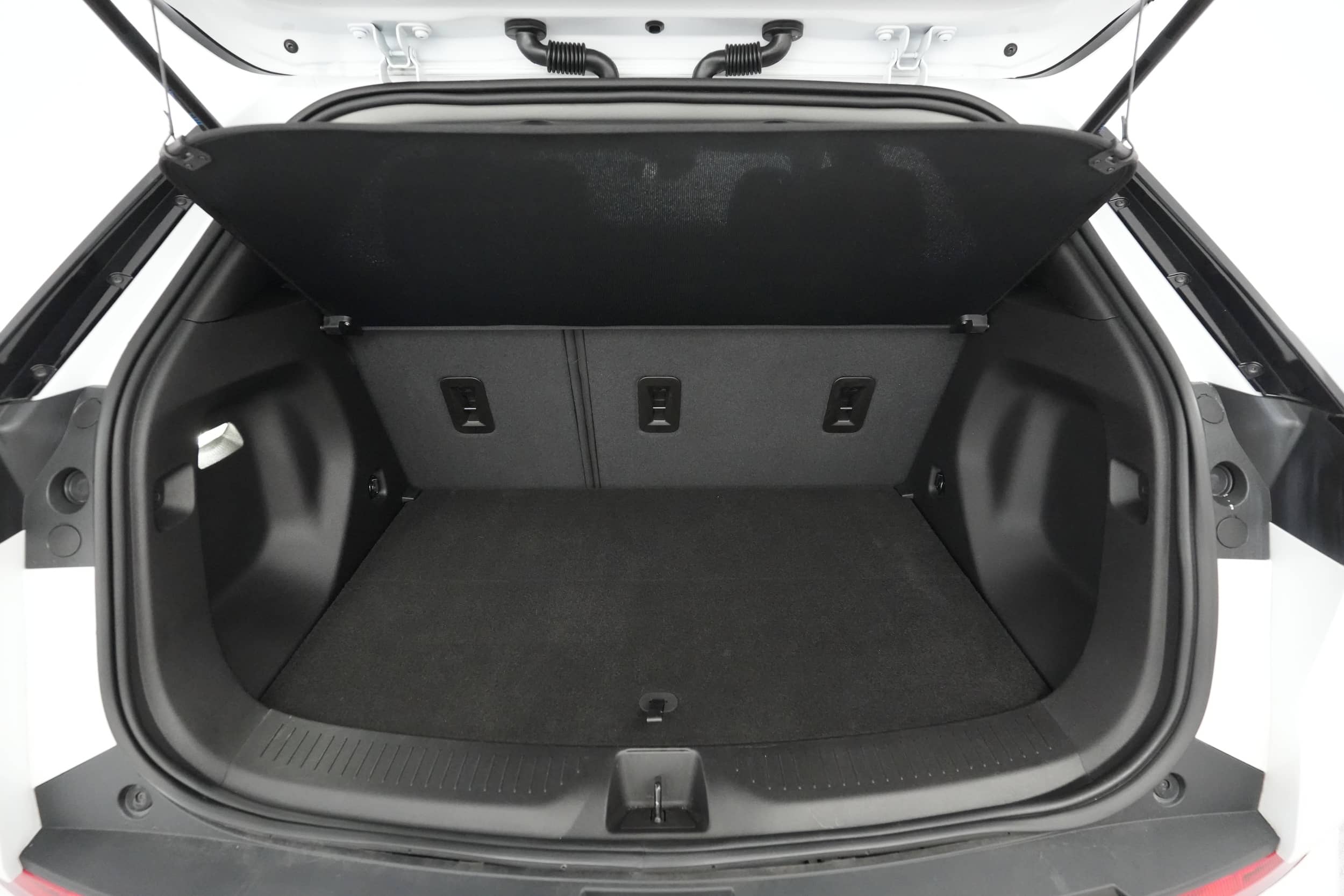 EverCars Co. vehicle image 6 for Chevrolet Bolt EUV -  2LT on EverCars Co.