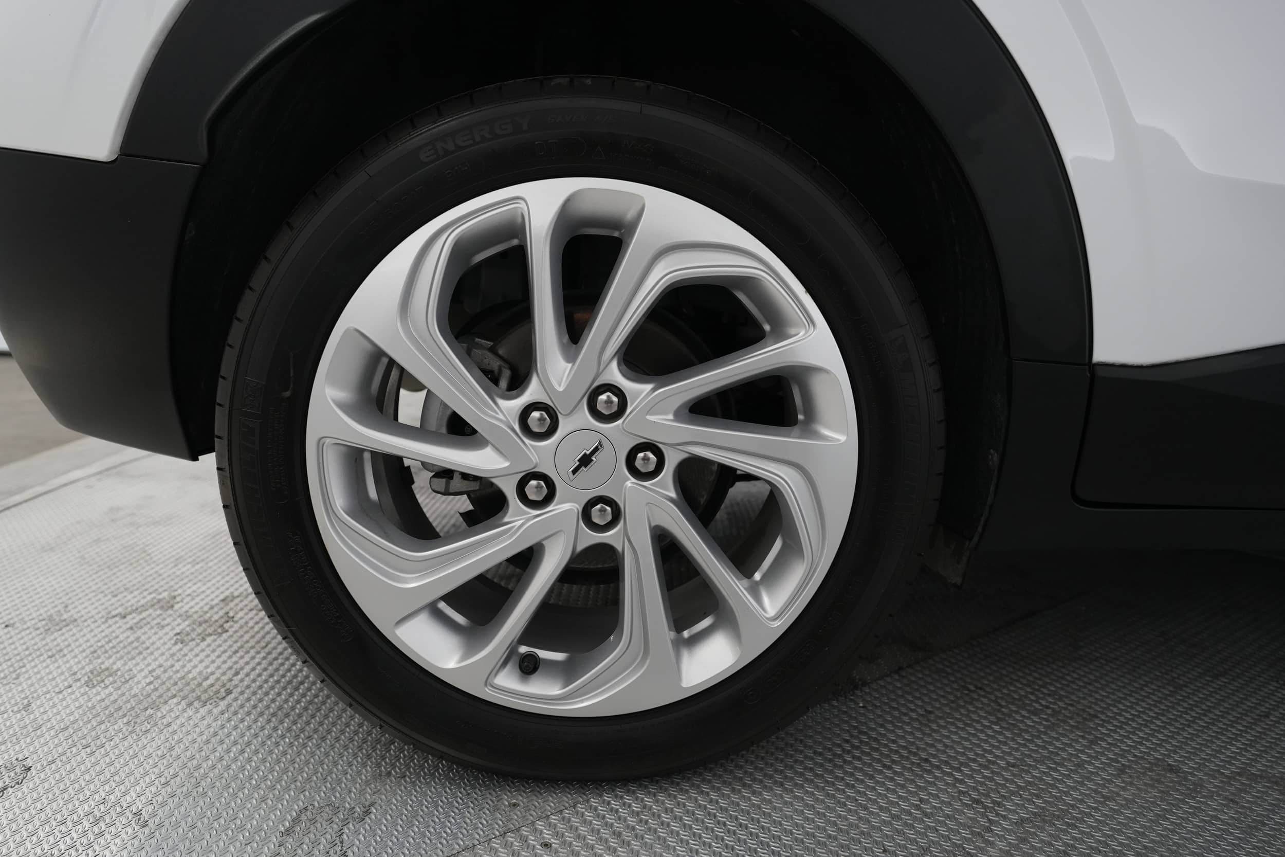 EverCars Co. vehicle image 15 for Chevrolet Bolt EUV -  2LT on EverCars Co.