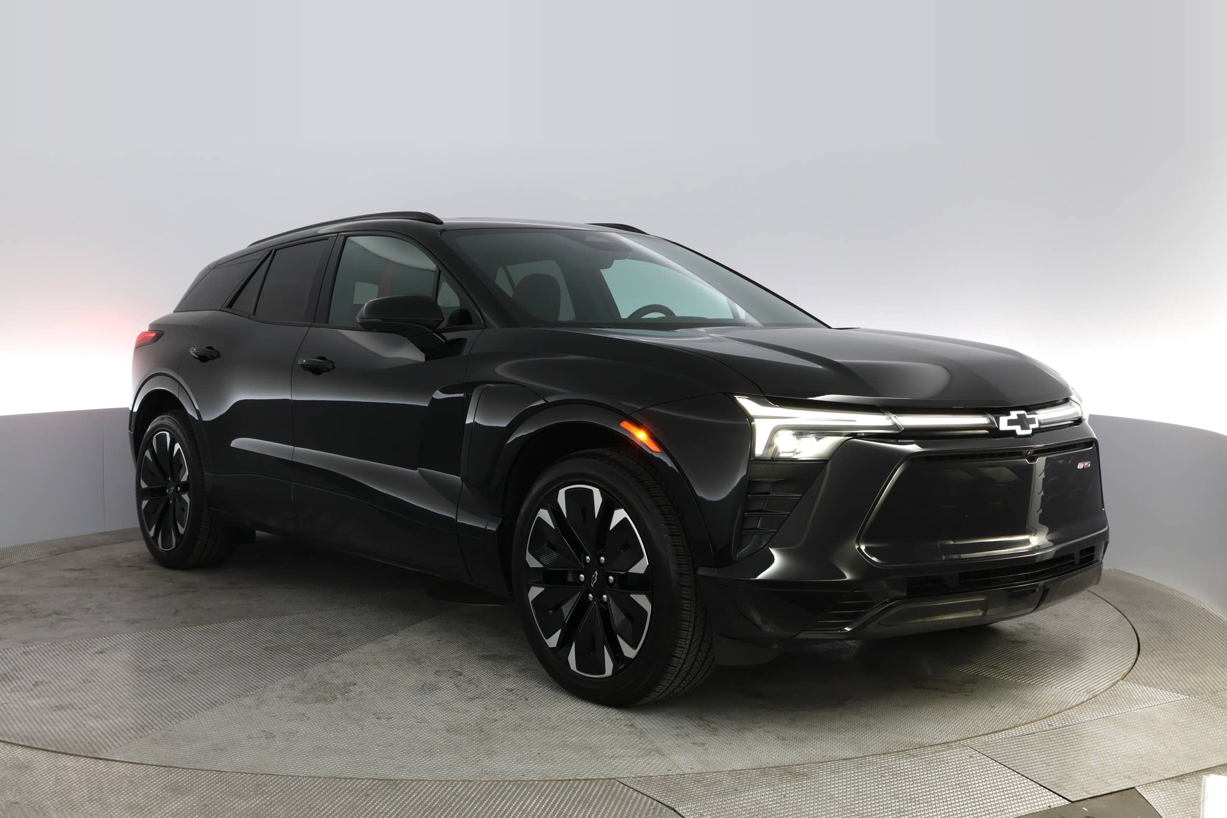 EverCars Co. vehicle image 12 for Chevrolet Blazer EV -  2RS on EverCars Co.