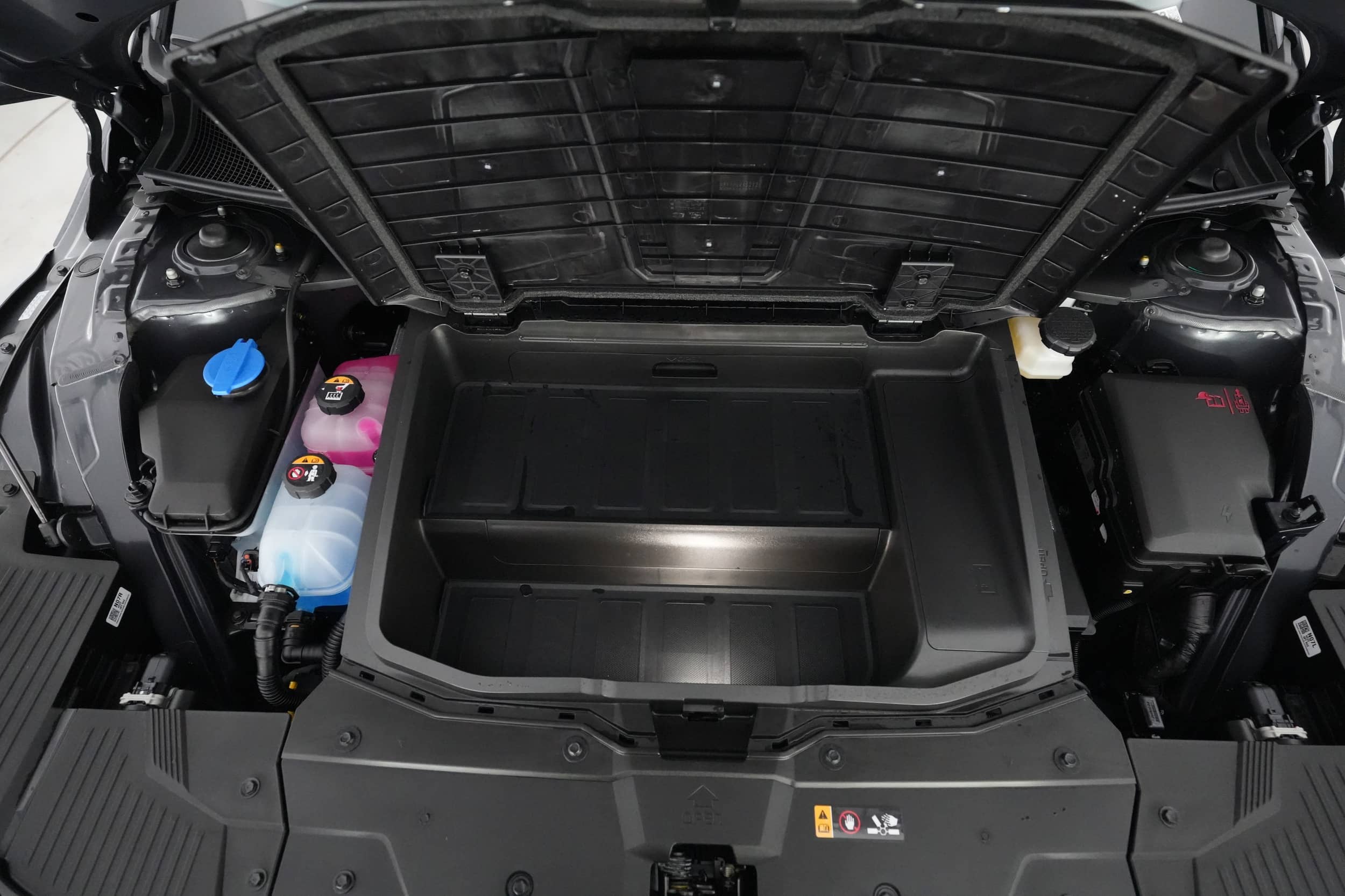 EverCars Co. vehicle image 21 for Hyundai IONIQ 5 -  Limited on EverCars Co.