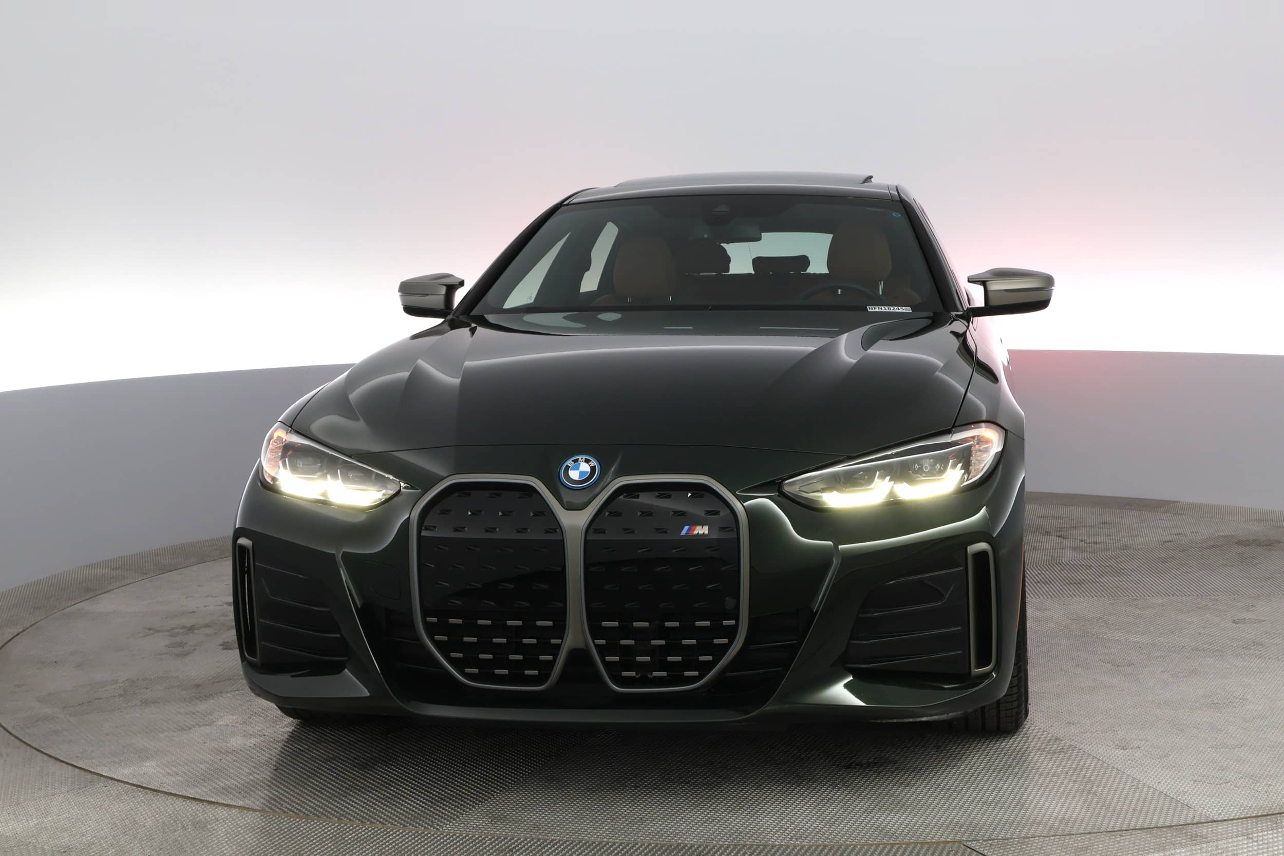 EverCars Co. vehicle image 13 for BMW i4 -  M50 on EverCars Co.