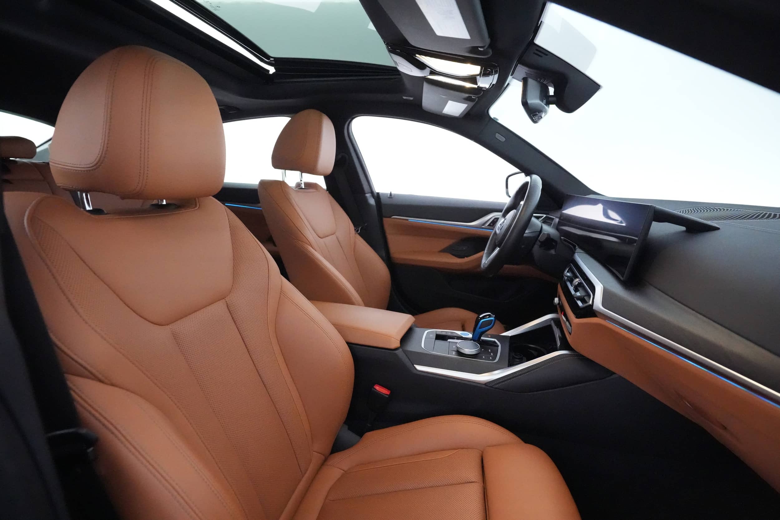 EverCars Co. vehicle image 5 for BMW i4 -  M50 on EverCars Co.