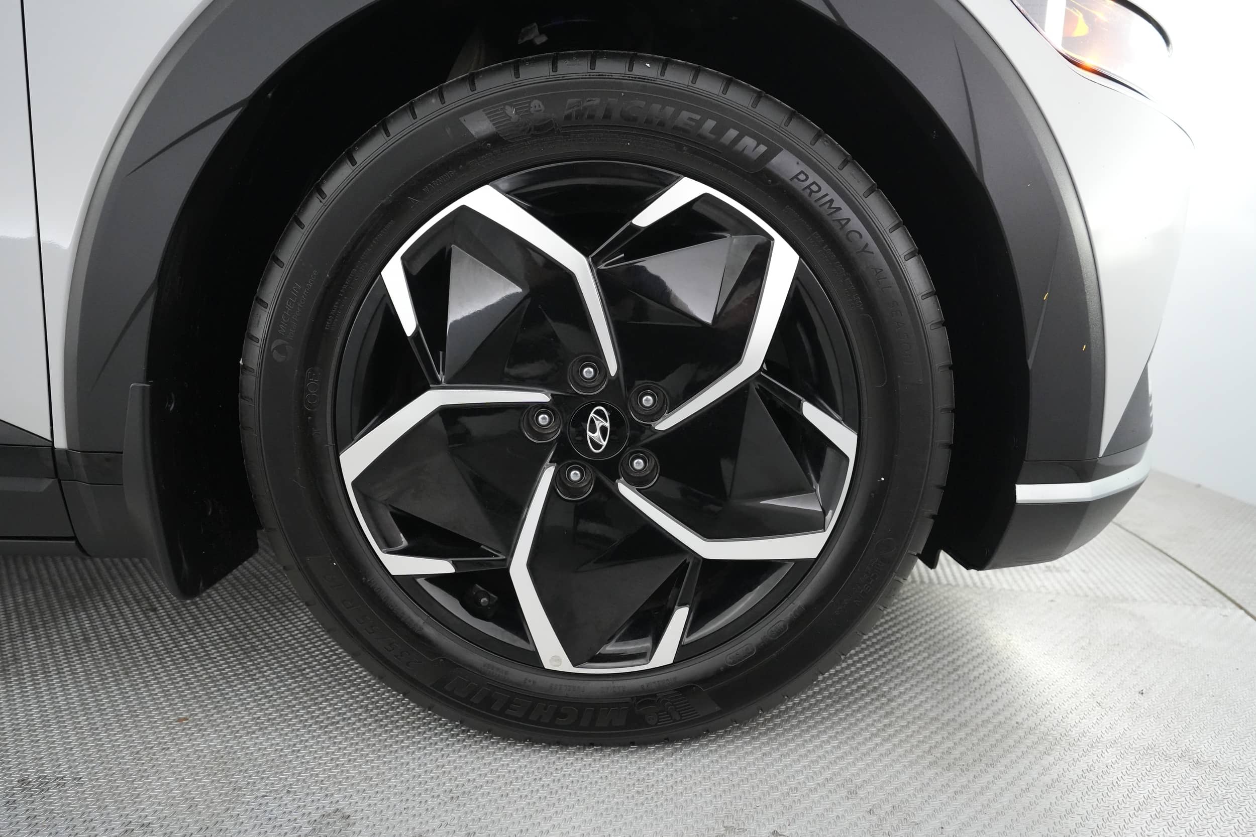EverCars Co. vehicle image 16 for Hyundai IONIQ 5 -  SEL on EverCars Co.