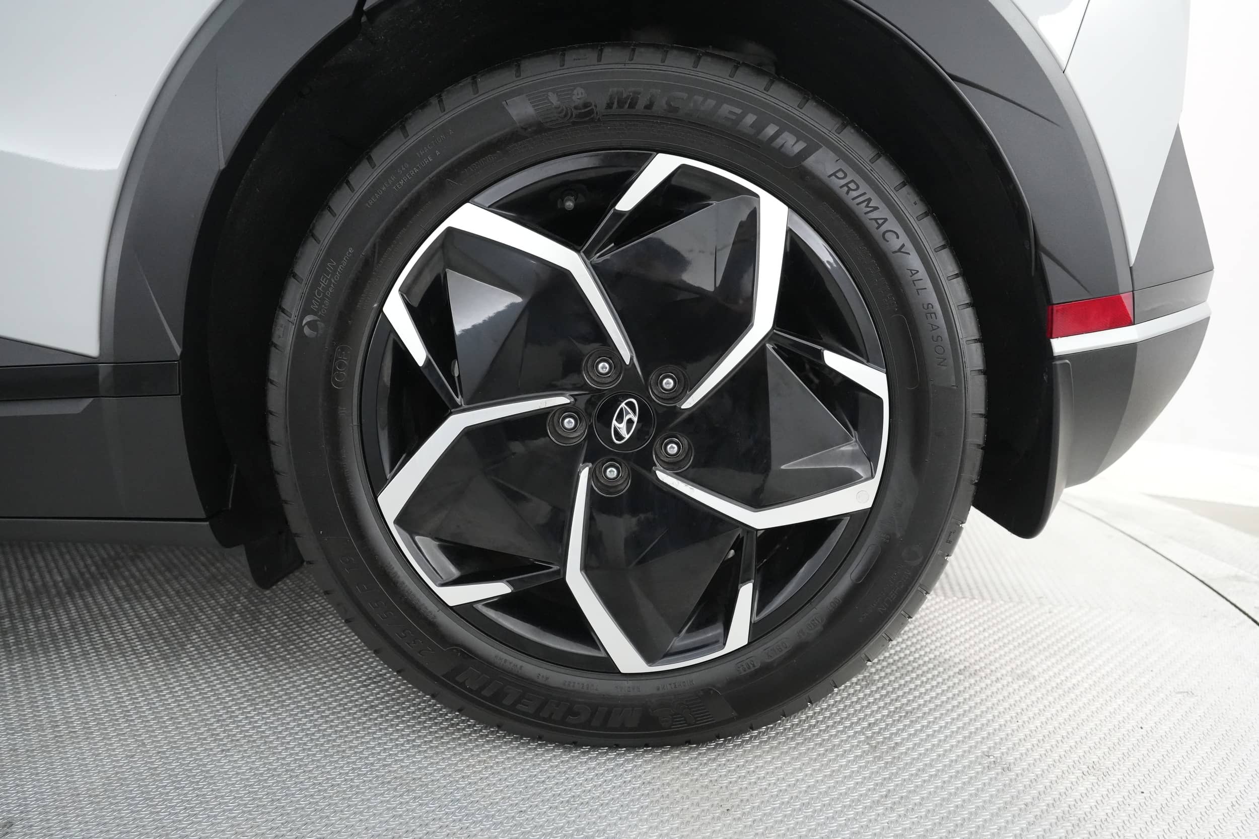 EverCars Co. vehicle image 15 for Hyundai IONIQ 5 -  SEL on EverCars Co.