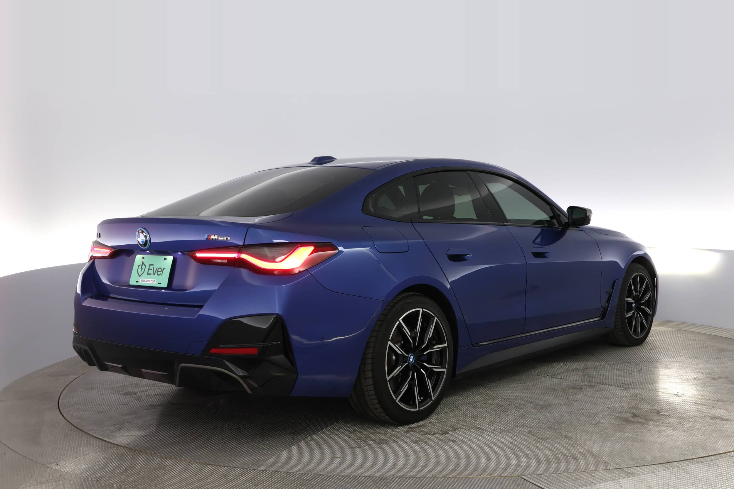 EverCars Co. vehicle image 2 for BMW i4 -  M50 on EverCars Co.
