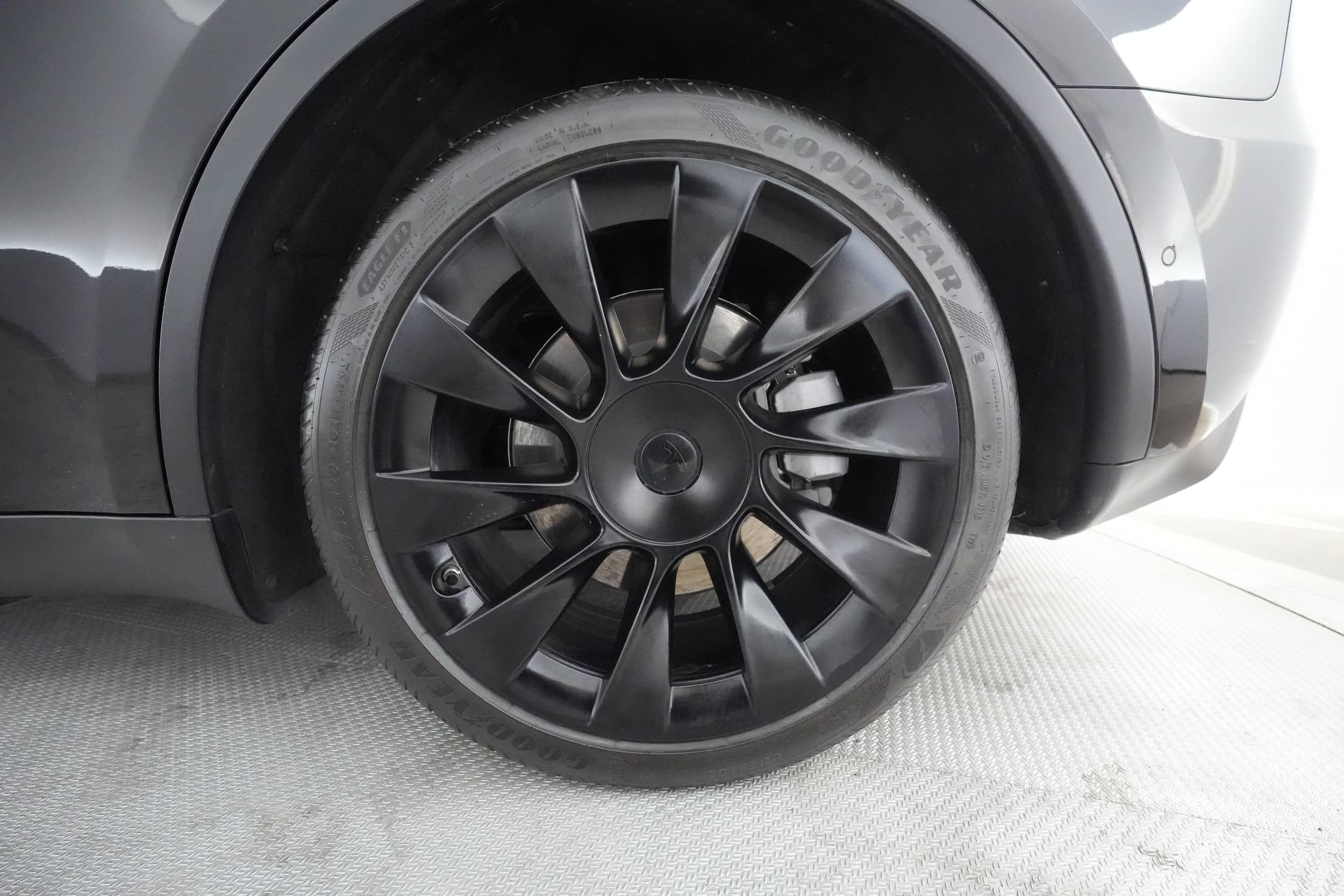 EverCars Co. vehicle image 12 for Tesla Model Y -  Long Range on EverCars Co.