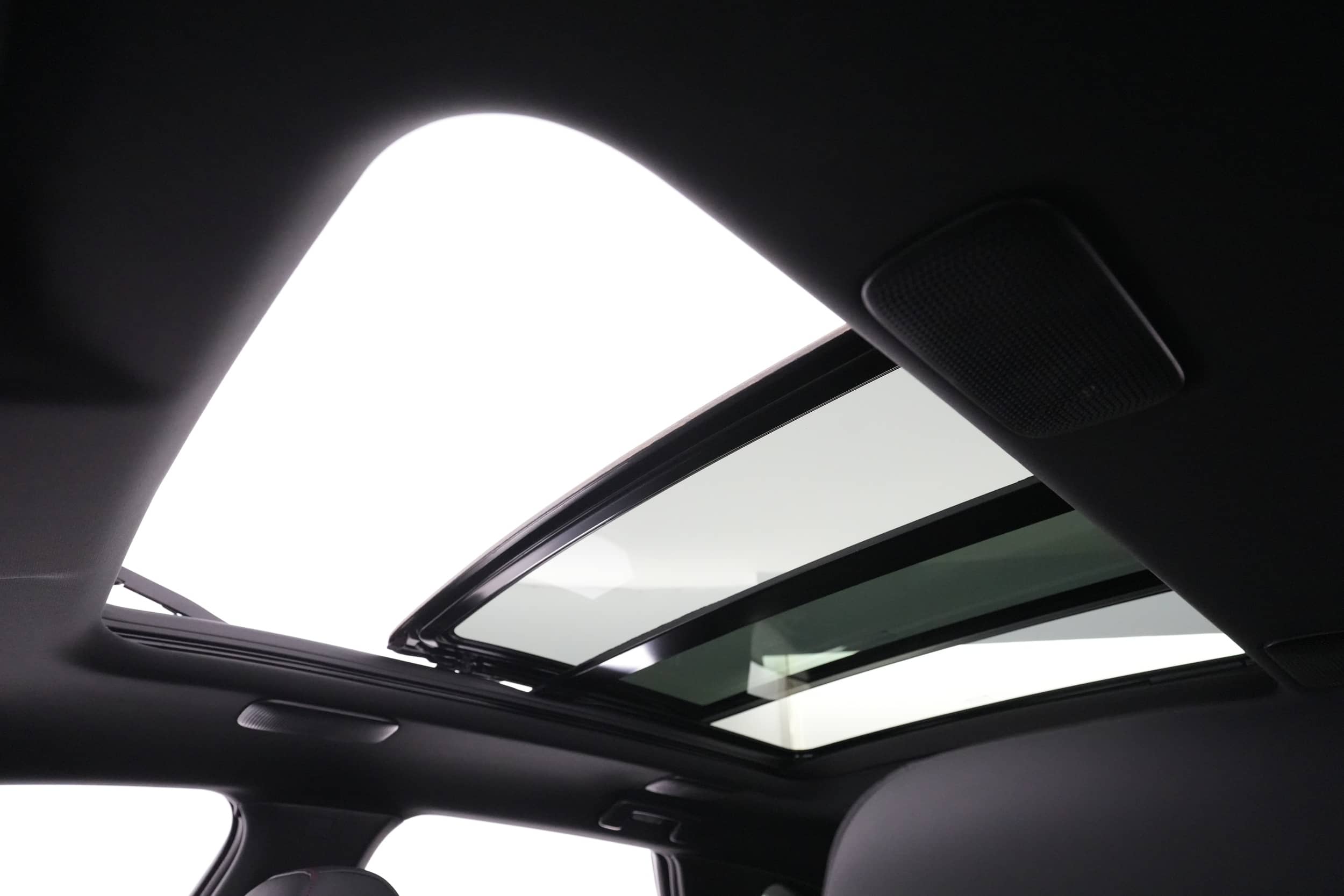 EverCars Co. vehicle image 21 for Acura ZDX -  Base on EverCars Co.