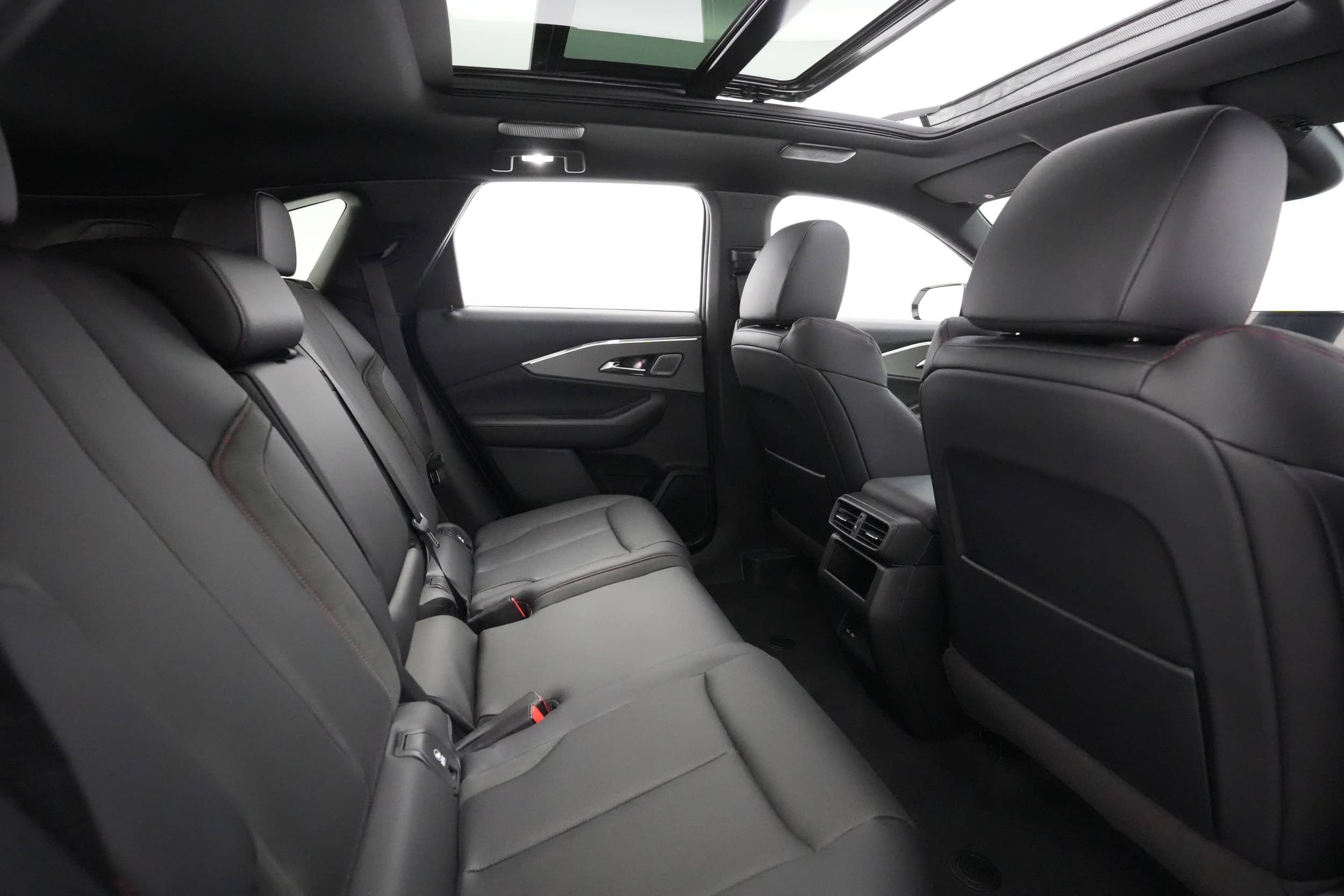 EverCars Co. vehicle image 4 for Acura ZDX -  Base on EverCars Co.
