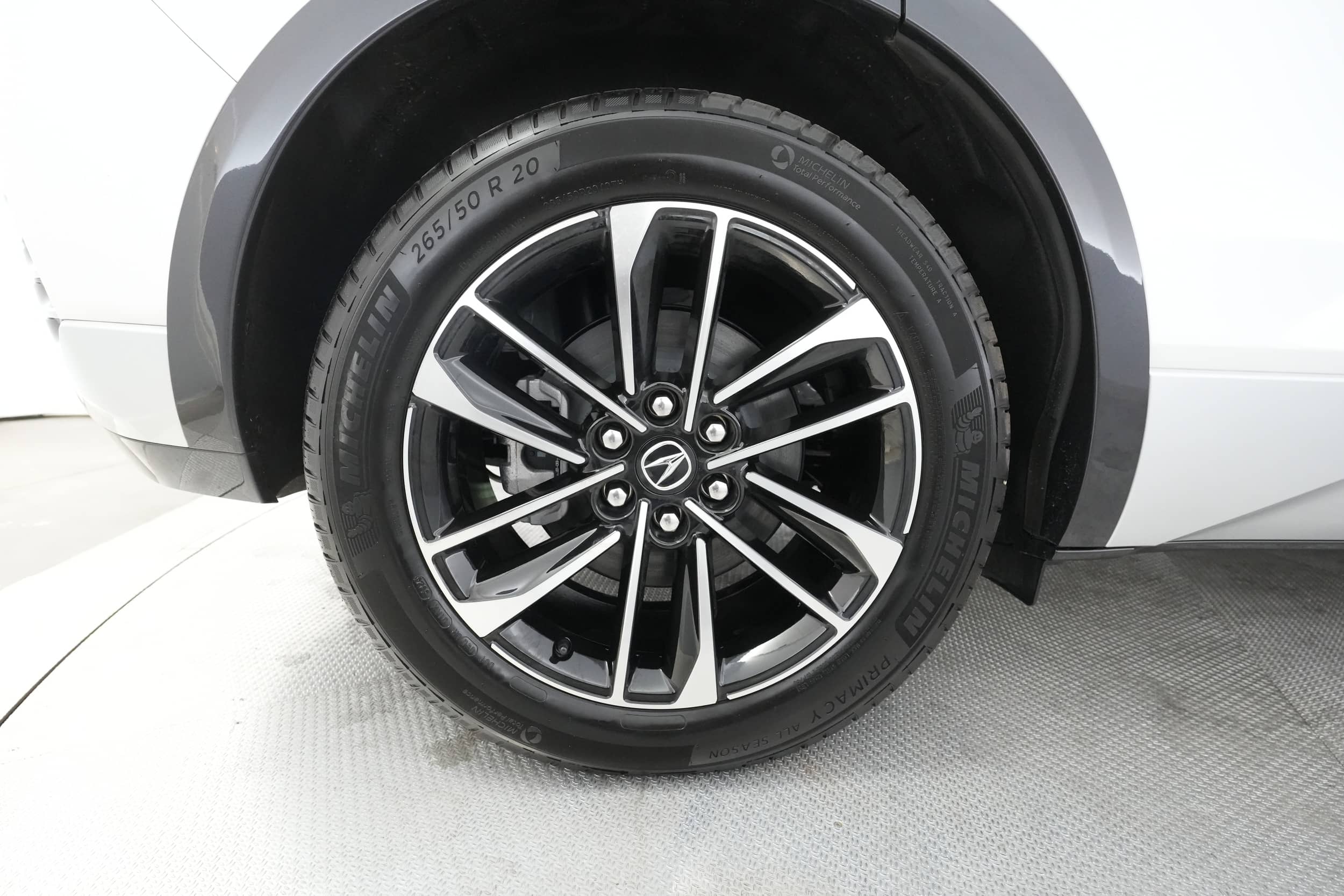 EverCars Co. vehicle image 16 for Acura ZDX -  Base on EverCars Co.