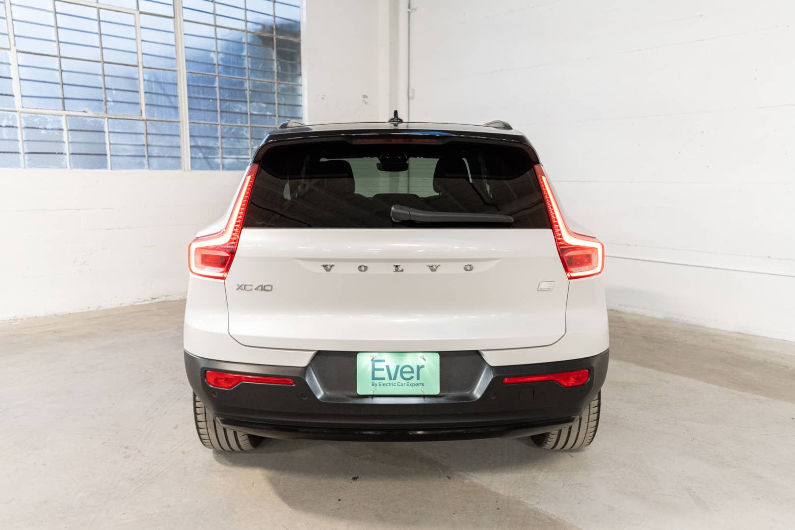EverCars Co. vehicle image 7 for Volvo XC40 Recharge -  Pure Electric P8 on EverCars Co.