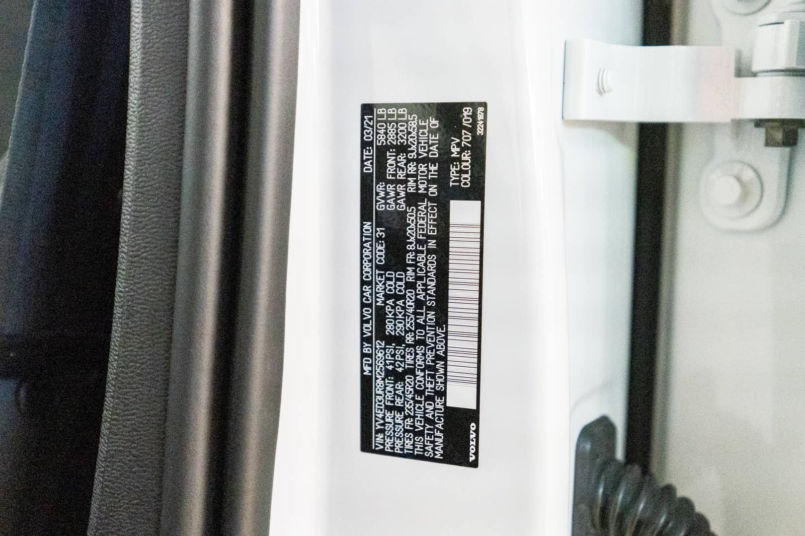 EverCars Co. vehicle image 23 for Volvo XC40 Recharge -  Pure Electric P8 on EverCars Co.