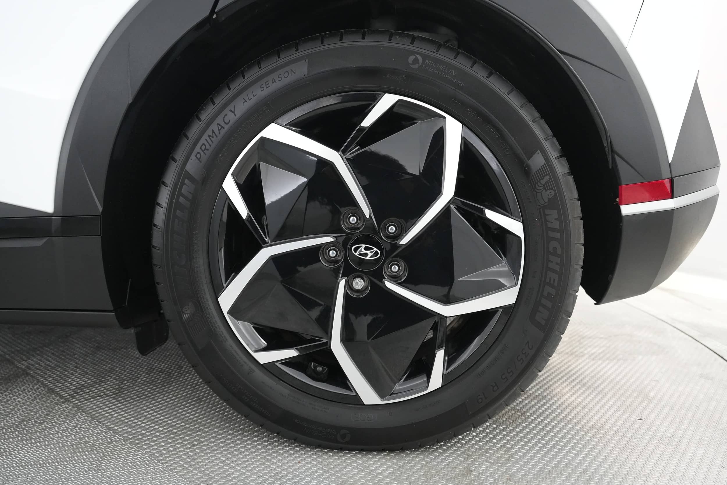 EverCars Co. vehicle image 17 for Hyundai IONIQ 5 -  SEL on EverCars Co.