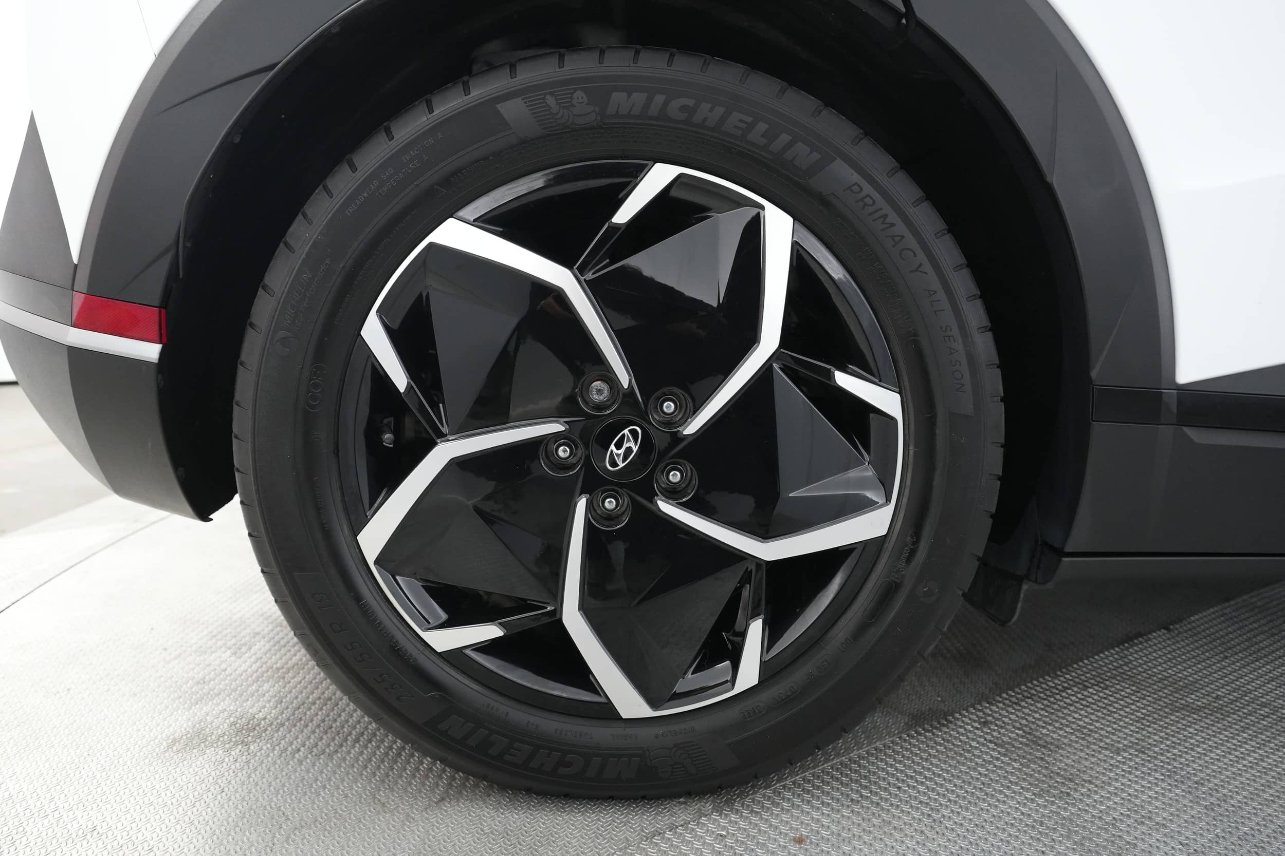EverCars Co. vehicle image 15 for Hyundai IONIQ 5 -  SEL on EverCars Co.