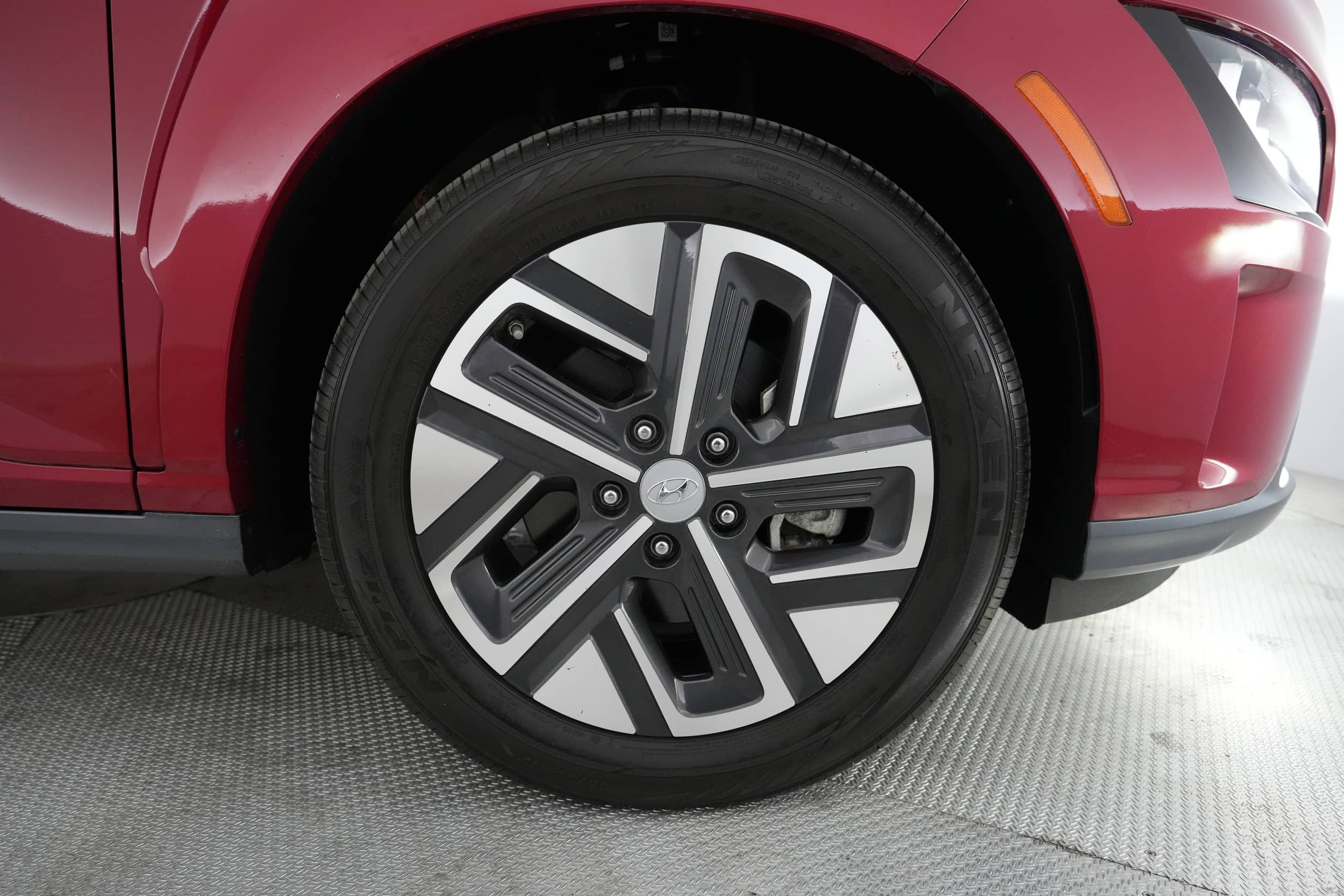 EverCars Co. vehicle image 16 for Hyundai Kona -  Limited on EverCars Co.