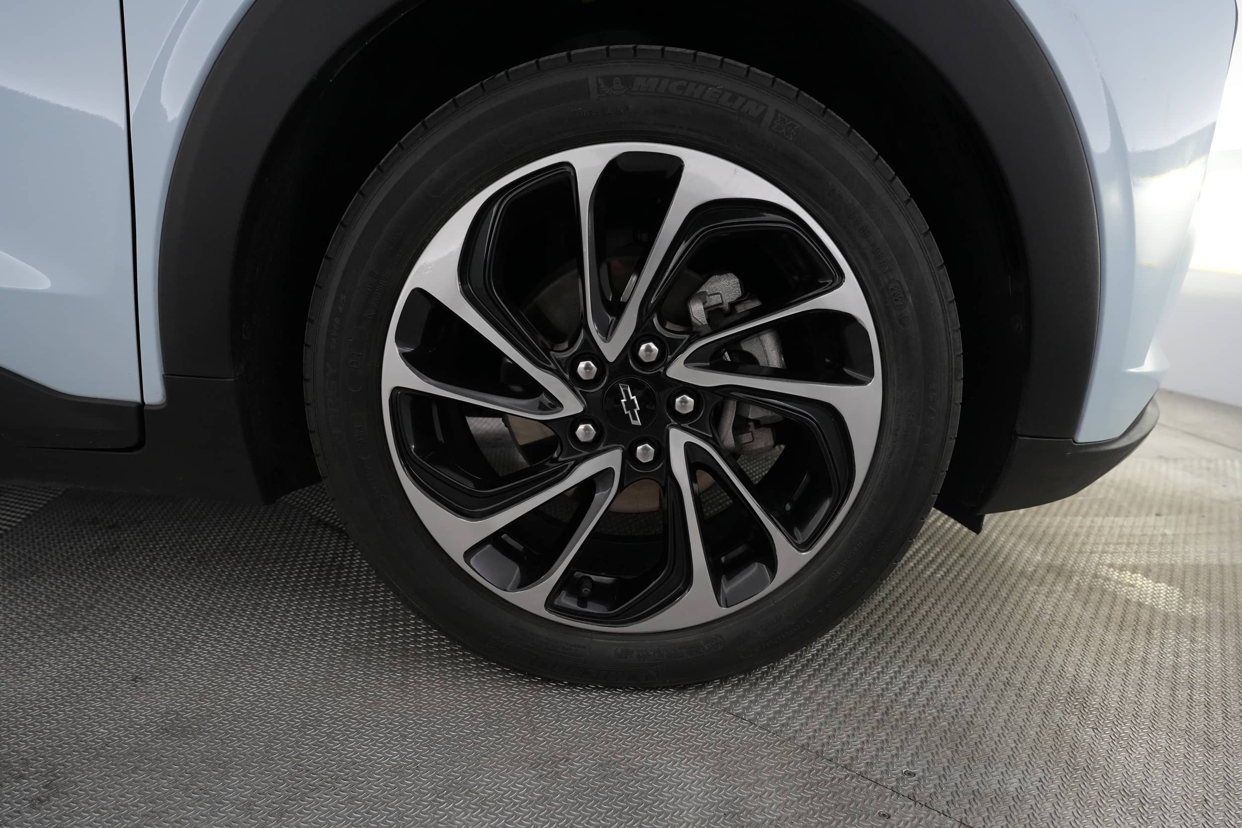 EverCars Co. vehicle image 17 for Chevrolet Bolt EUV -  Premier on EverCars Co.