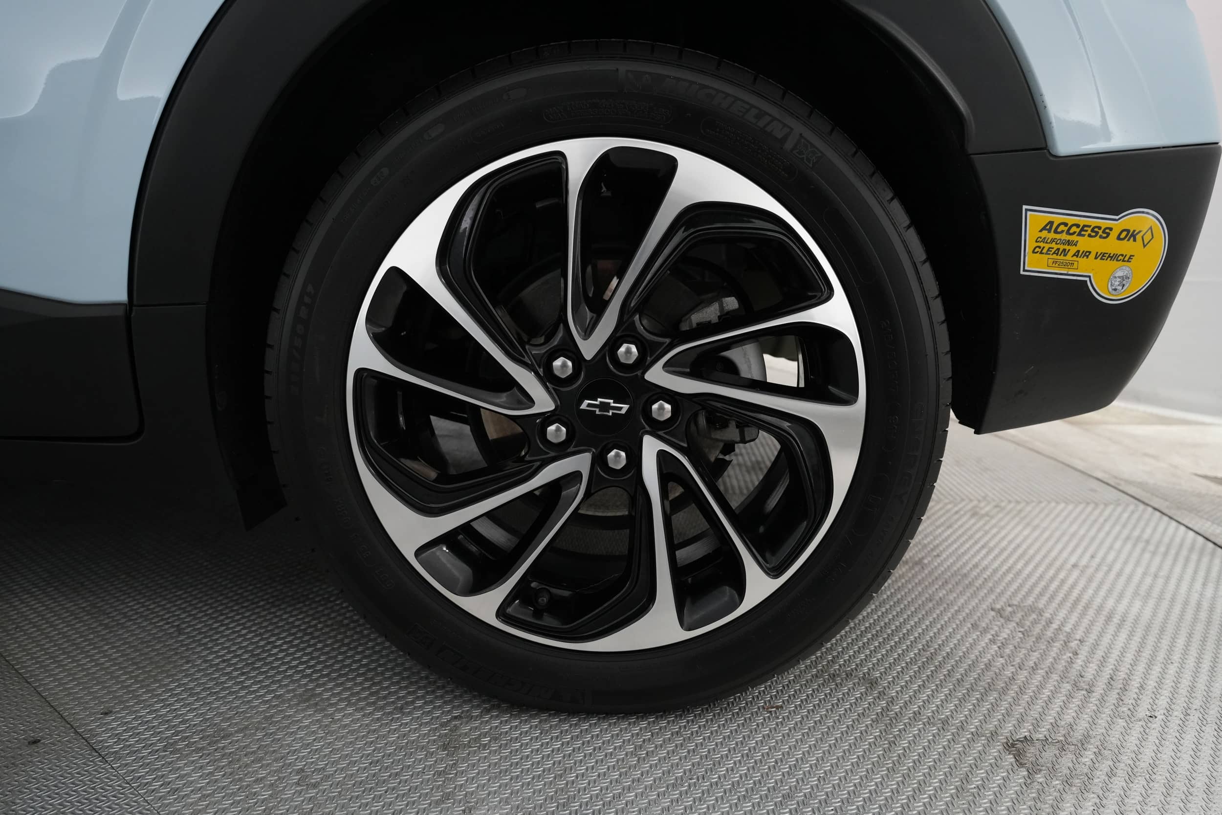 EverCars Co. vehicle image 15 for Chevrolet Bolt EUV -  Premier on EverCars Co.