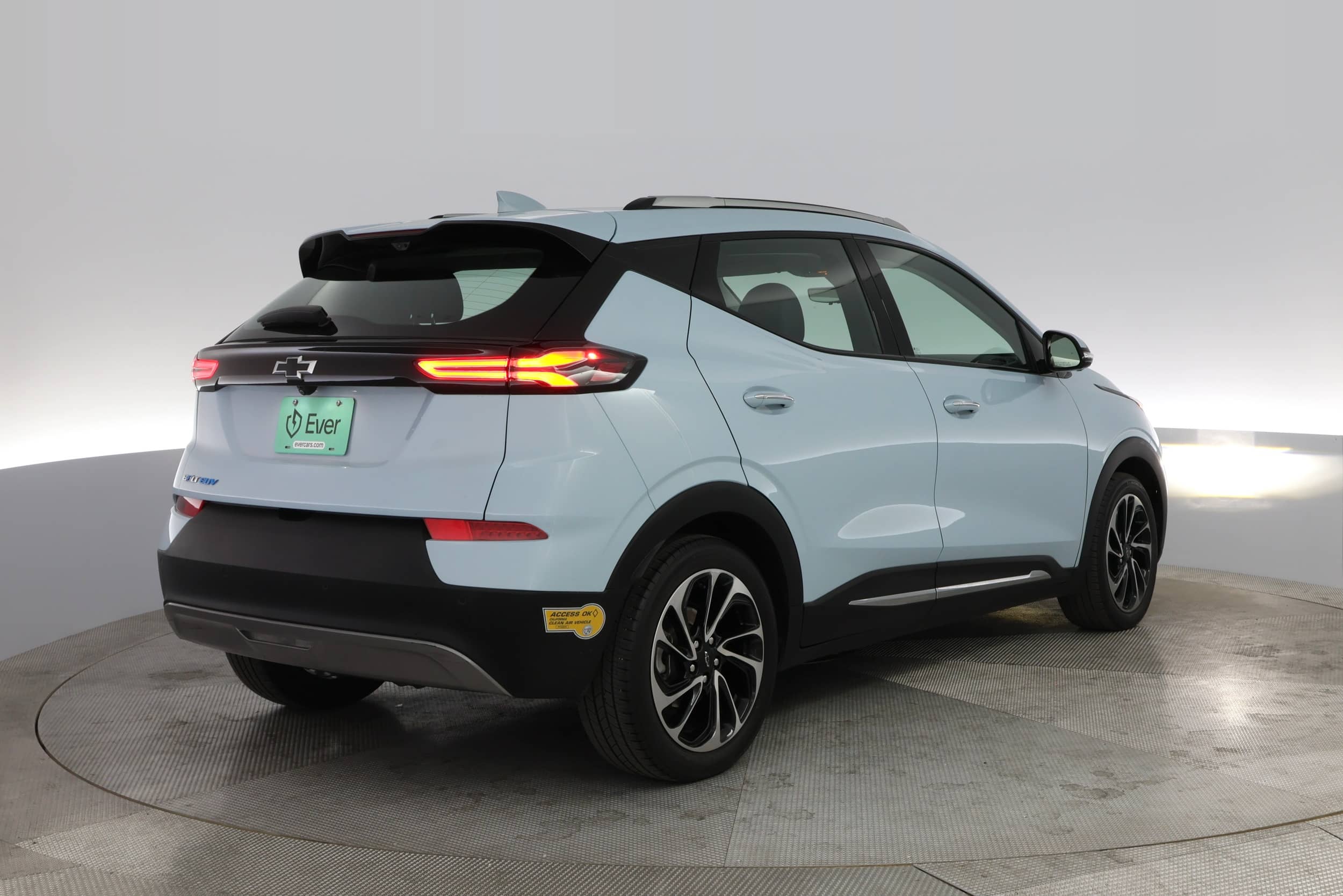 EverCars Co. vehicle image 2 for Chevrolet Bolt EUV -  Premier on EverCars Co.