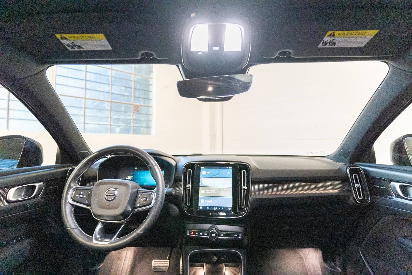 EverCars Co. vehicle image 18 for Volvo XC40 Recharge -  Pure Electric P8 on EverCars Co.