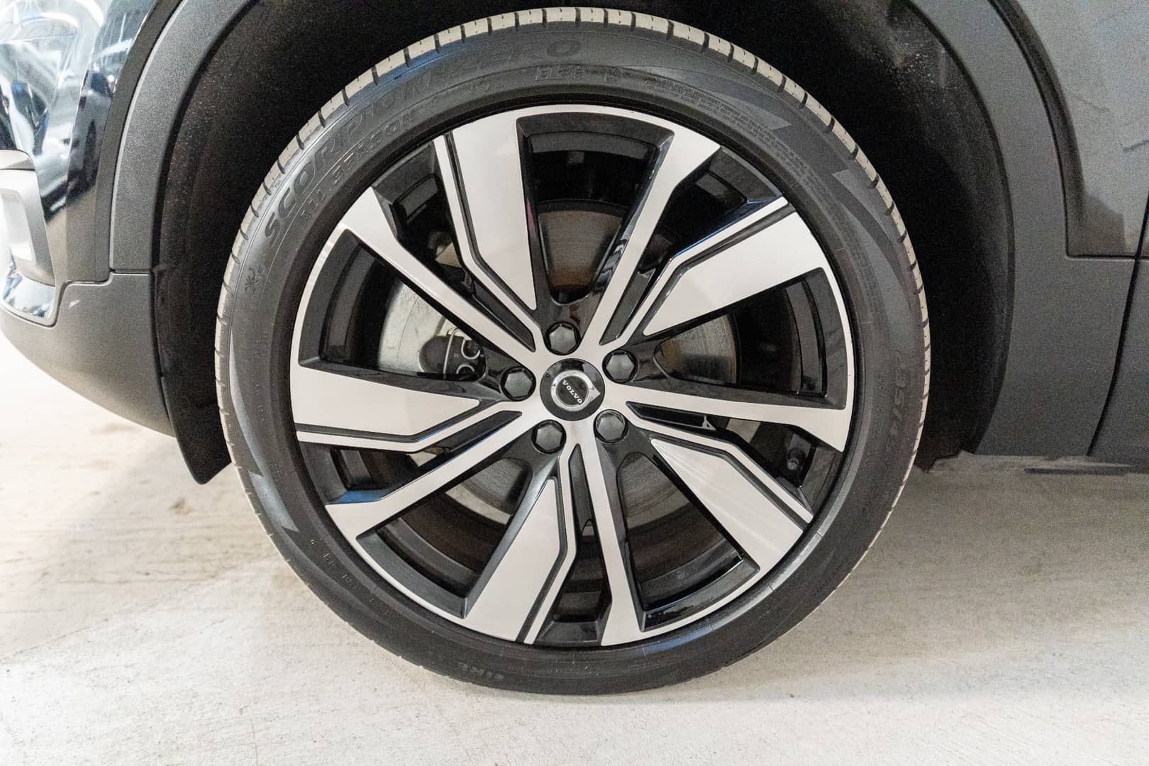 EverCars Co. vehicle image 14 for Volvo XC40 Recharge -  Pure Electric P8 on EverCars Co.
