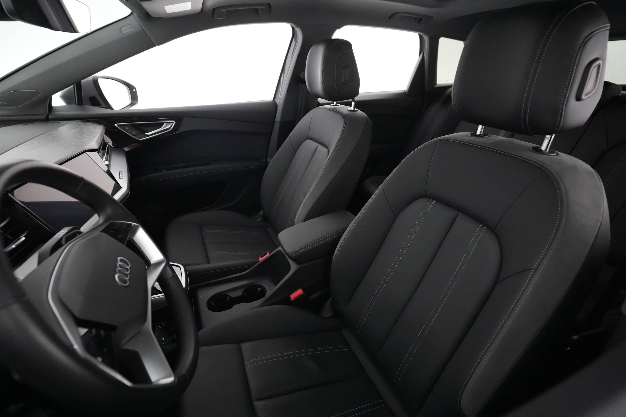 EverCars Co. vehicle image 3 for Audi Q4 e-tron -  Prestige 50 on EverCars Co.