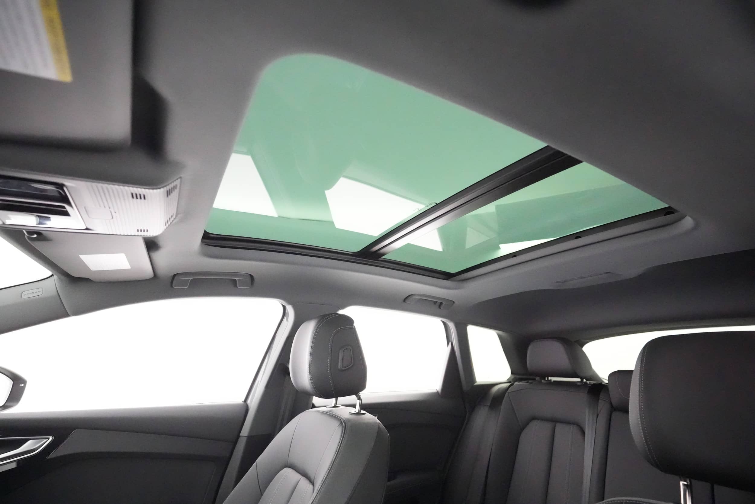 EverCars Co. vehicle image 18 for Audi Q4 e-tron -  Prestige 50 on EverCars Co.