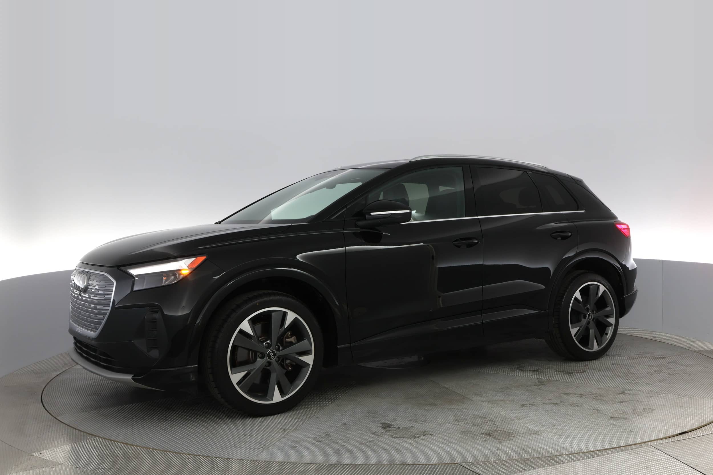 EverCars Co. vehicle image 14 for Audi Q4 e-tron -  Premium 50 on EverCars Co.