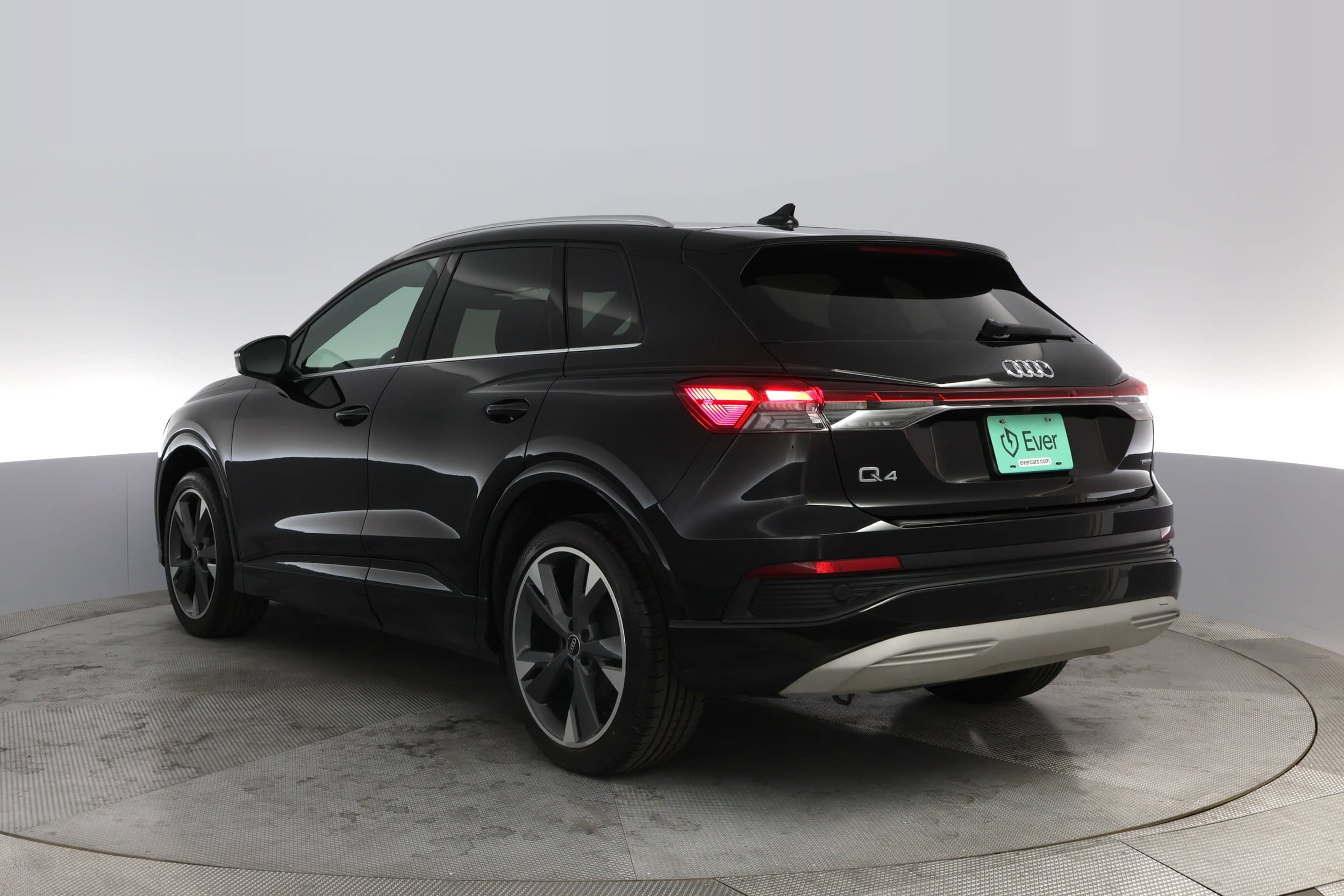 EverCars Co. vehicle image 13 for Audi Q4 e-tron -  Premium 50 on EverCars Co.