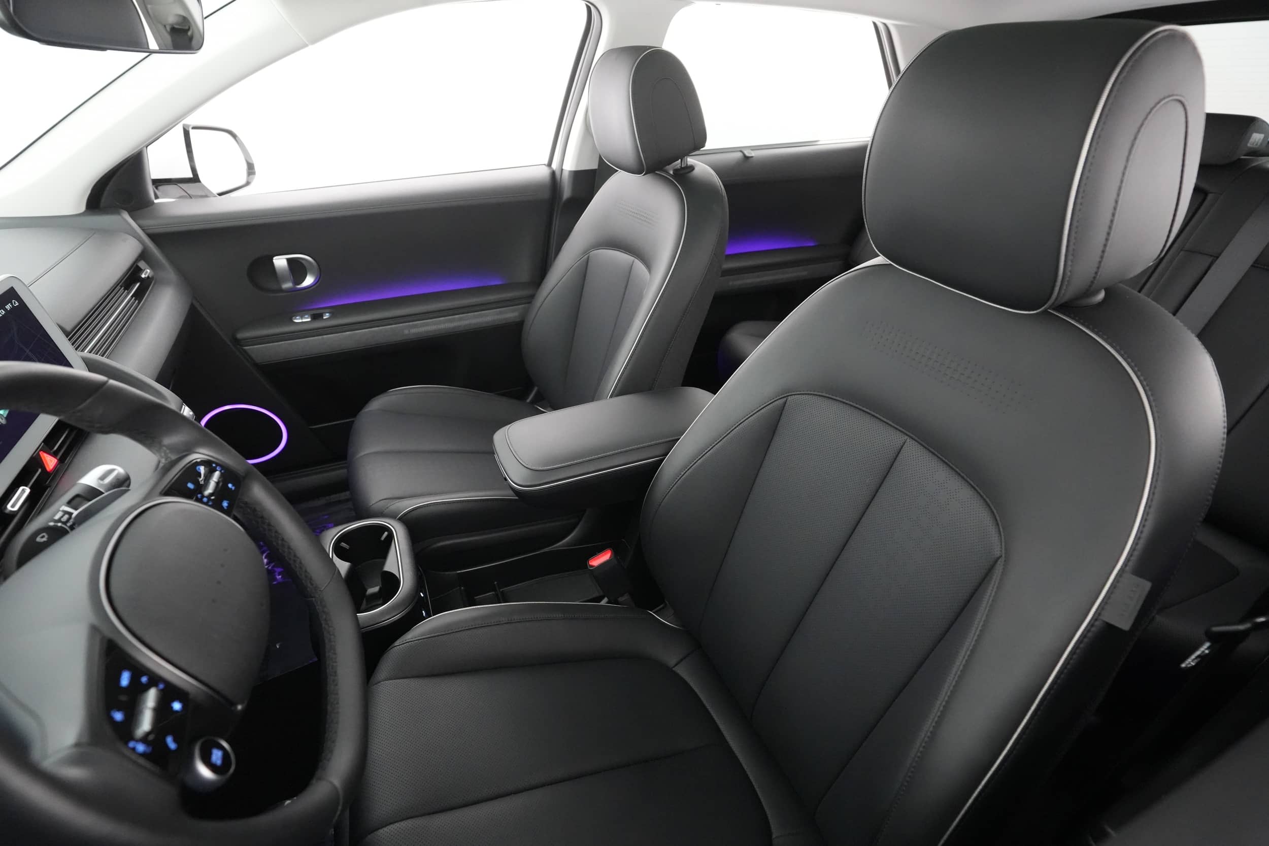 EverCars Co. vehicle image 3 for Hyundai IONIQ 5 -  Limited on EverCars Co.