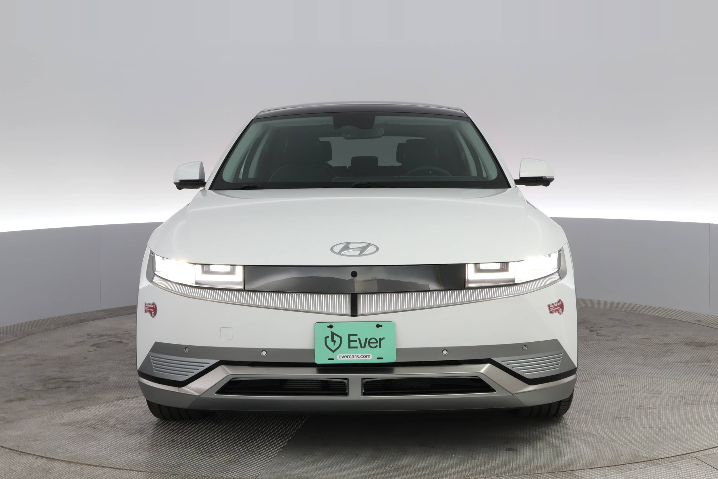 EverCars Co. vehicle image 13 for Hyundai IONIQ 5 -  Limited on EverCars Co.