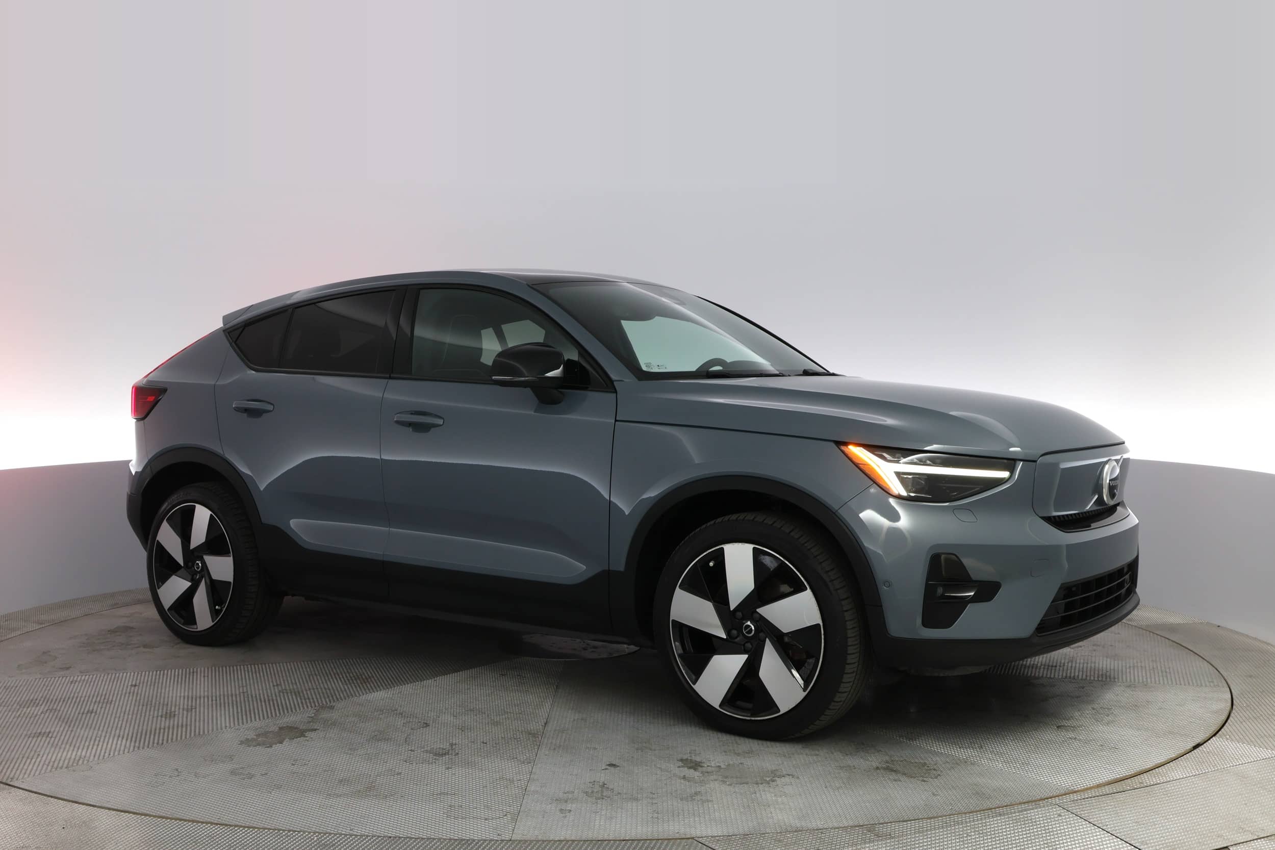 EverCars Co. vehicle image 11 for Volvo C40 Recharge -  P8 Ultimate on EverCars Co.