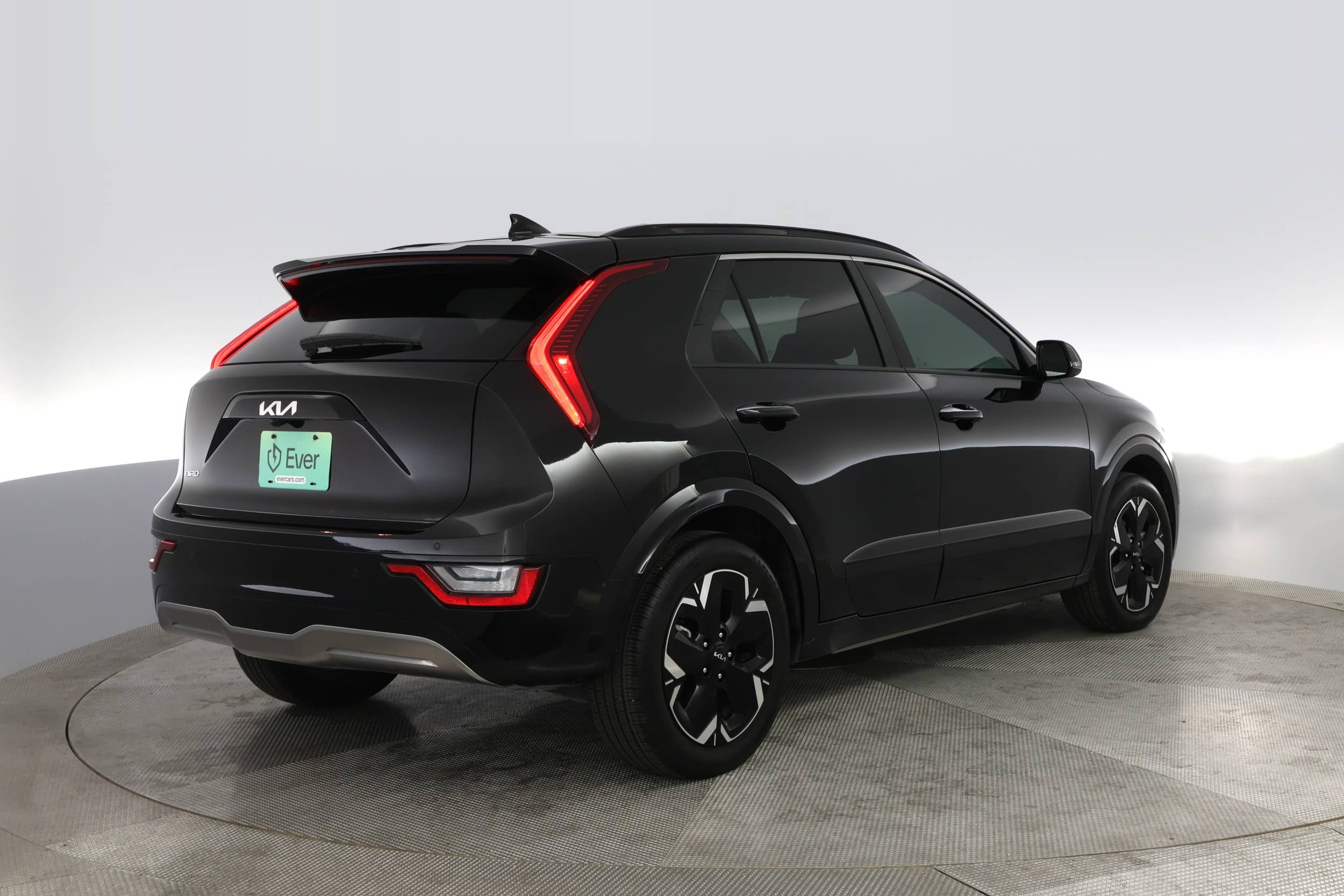 EverCars Co. vehicle image 2 for Kia Niro EV -  Wave on EverCars Co.