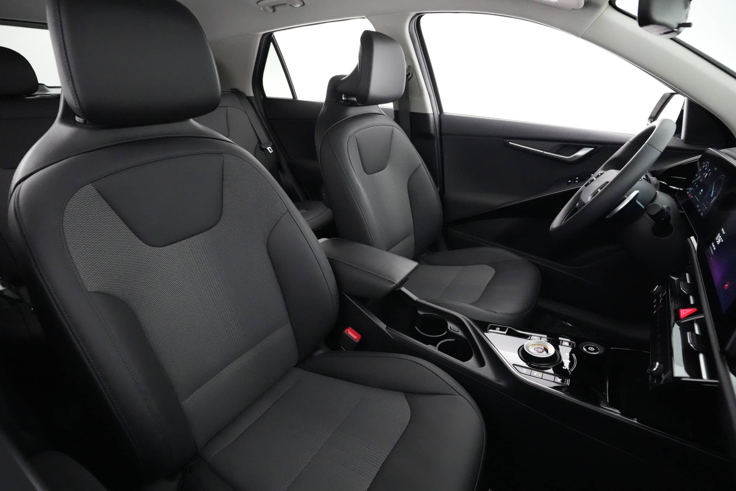 EverCars Co. vehicle image 18 for Kia Niro EV -  Wind on EverCars Co.