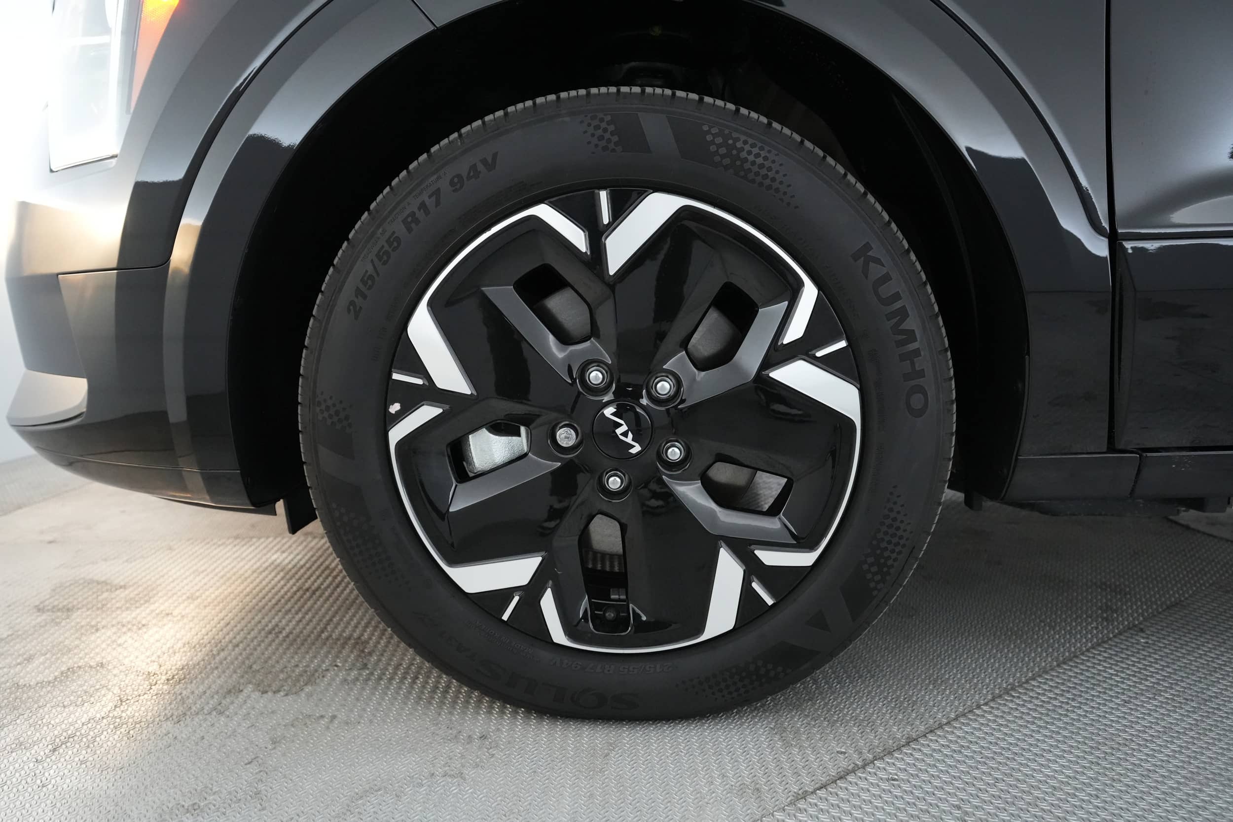 EverCars Co. vehicle image 7 for Kia Niro EV -  Wind on EverCars Co.