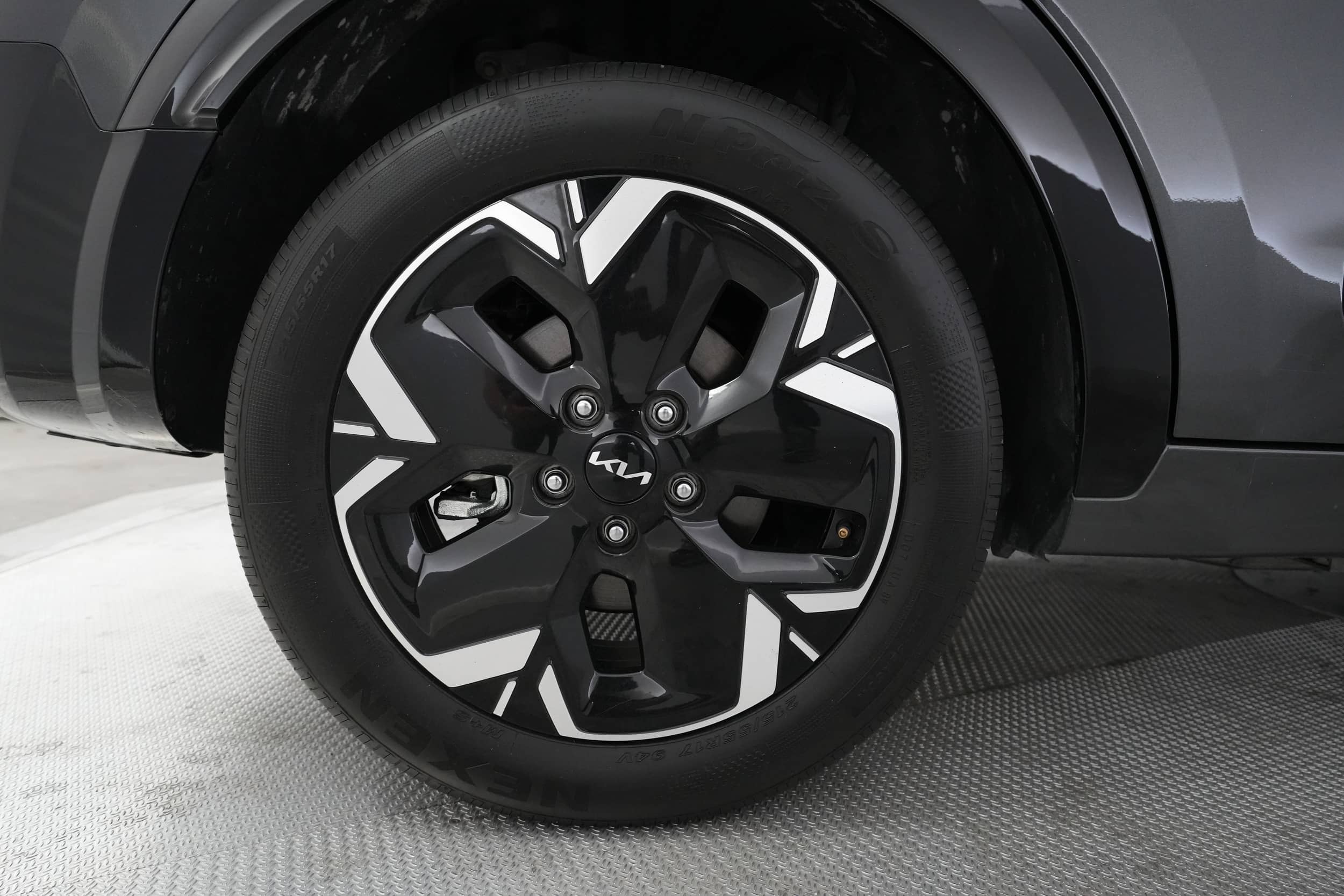 EverCars Co. vehicle image 16 for Kia Niro EV -  Wind on EverCars Co.