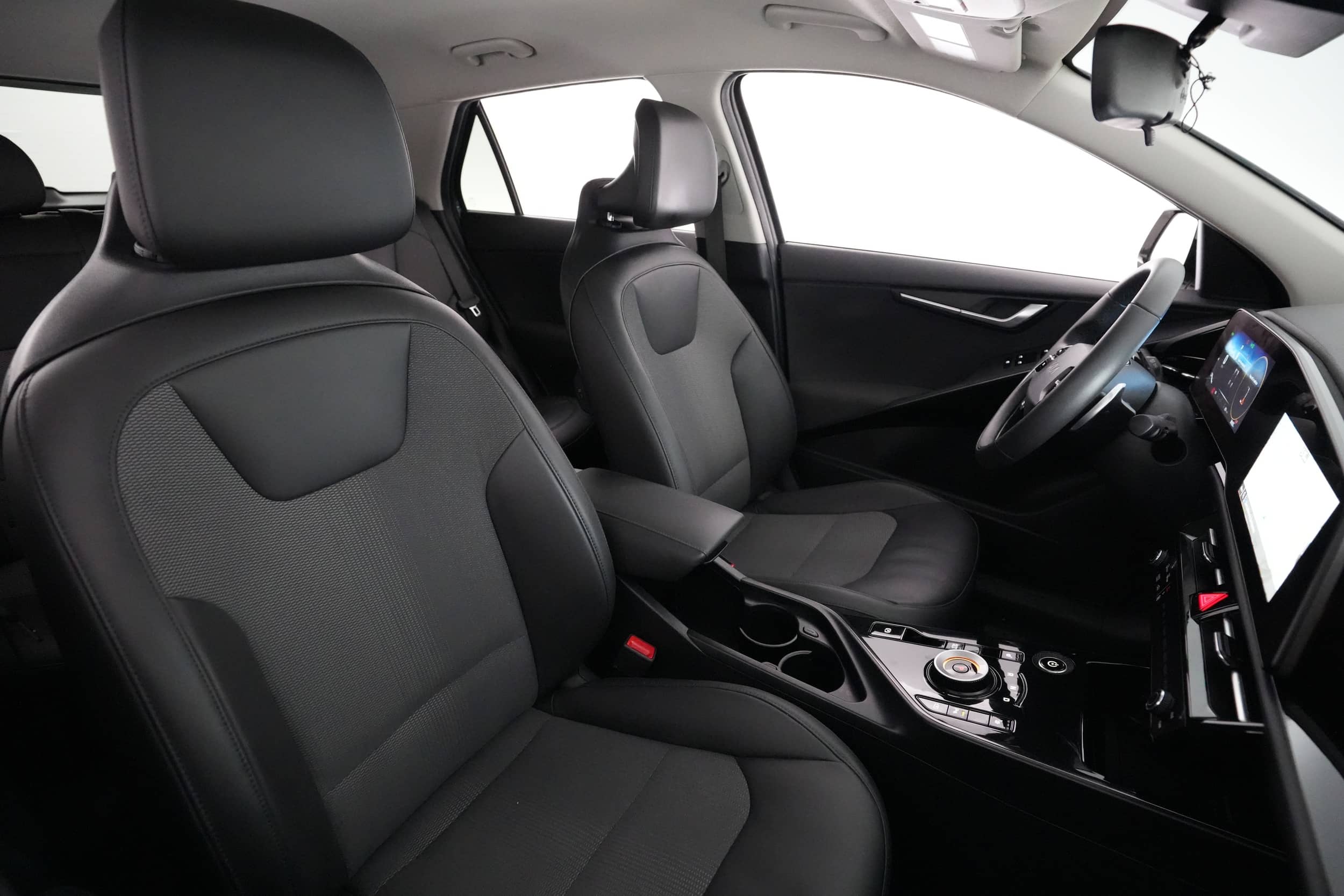 EverCars Co. vehicle image 17 for Kia Niro EV -  Wind on EverCars Co.