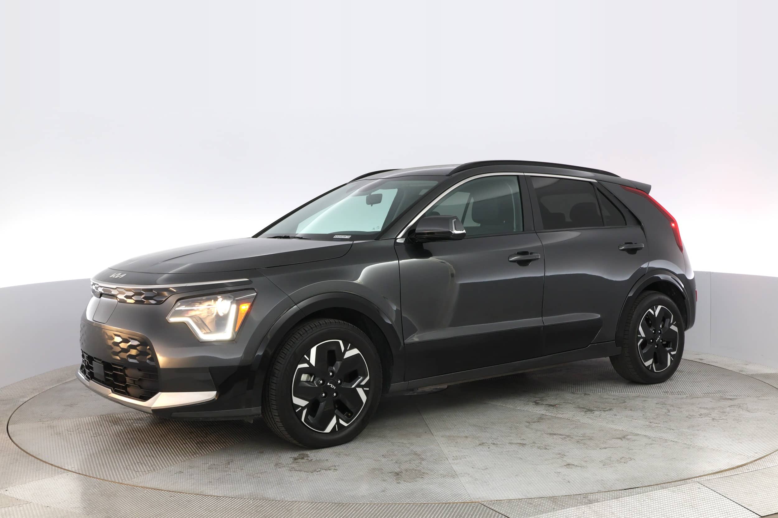 EverCars Co. vehicle image 13 for Kia Niro EV -  Wind on EverCars Co.