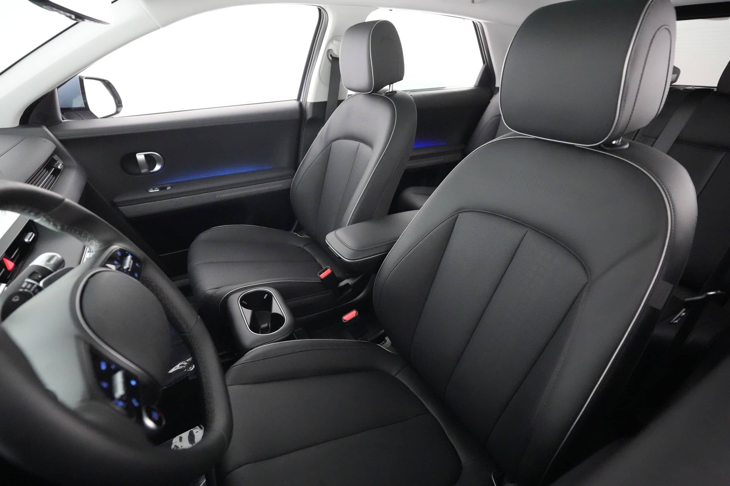 EverCars Co. vehicle image 3 for Hyundai IONIQ 5 -  Limited on EverCars Co.