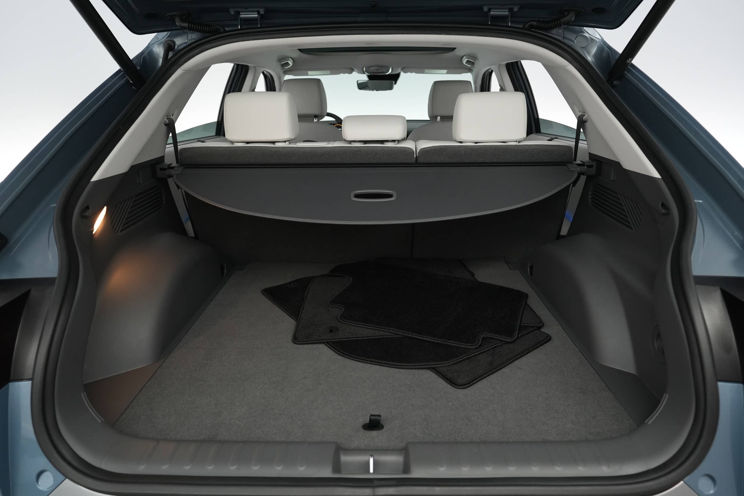 EverCars Co. vehicle image 6 for Hyundai IONIQ 5 -  Limited on EverCars Co.