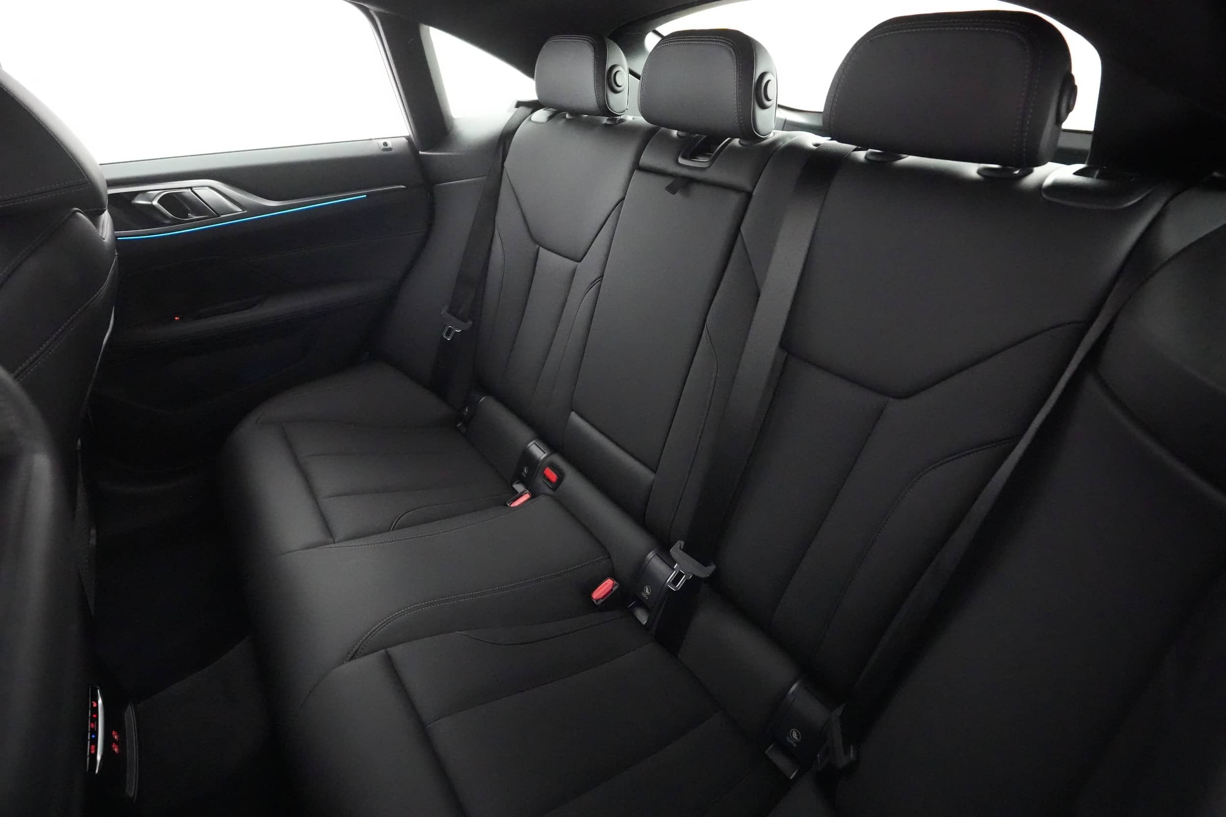 EverCars Co. vehicle image 20 for BMW i4 -  eDrive40 M Sport Line on EverCars Co.