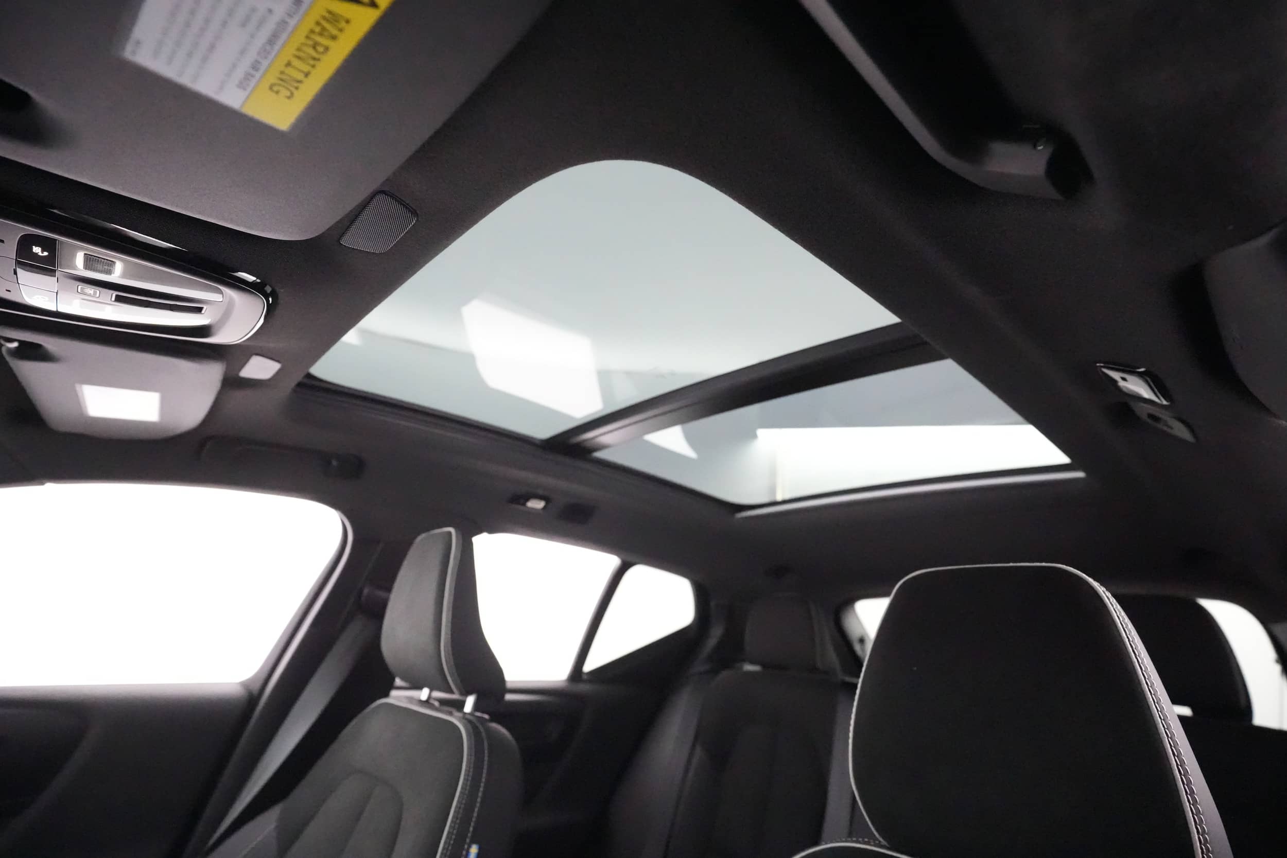 EverCars Co. vehicle image 18 for Volvo XC40 Recharge -  Pure Electric Twin Plus on EverCars Co.