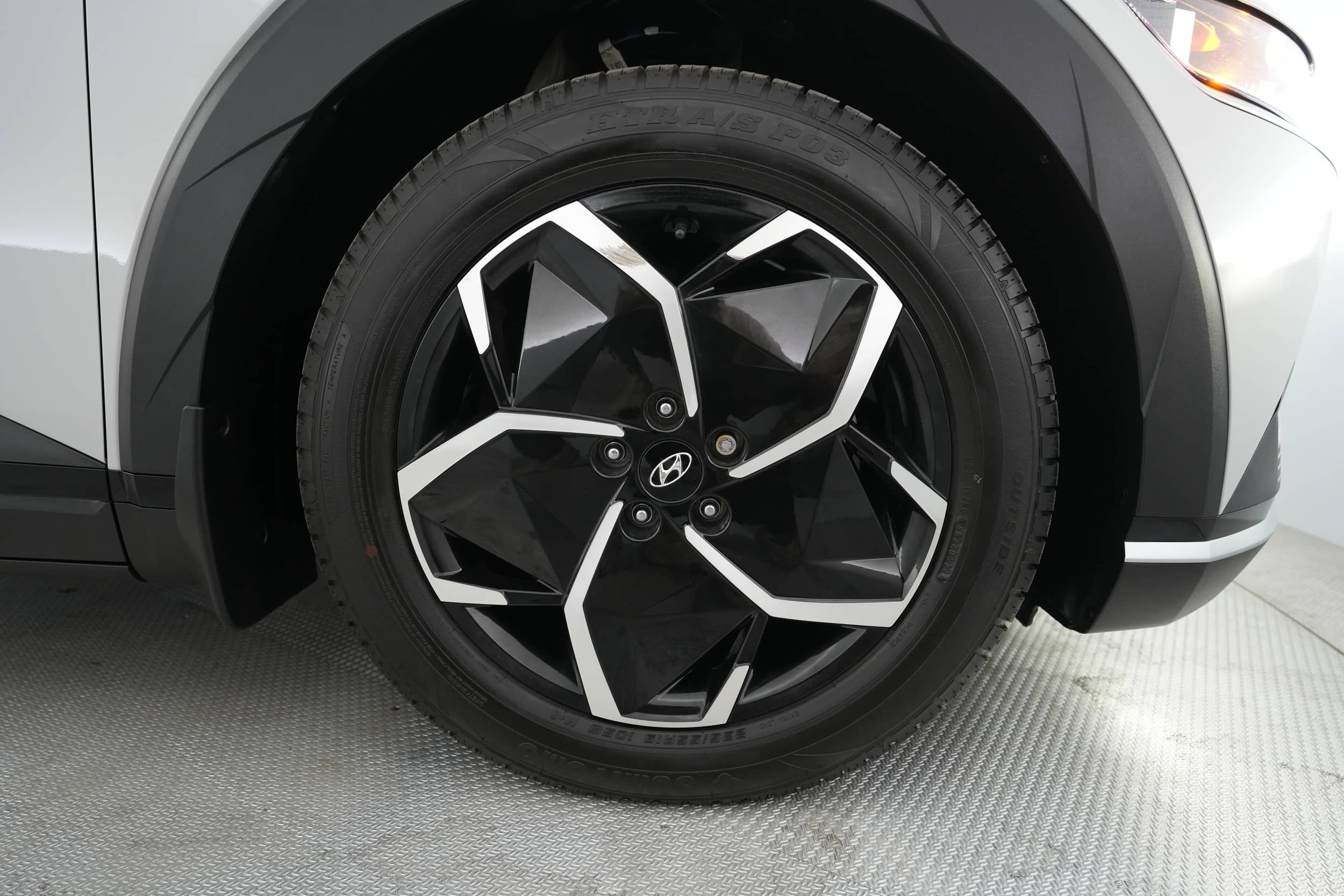EverCars Co. vehicle image 12 for Hyundai IONIQ 5 -  SEL on EverCars Co.