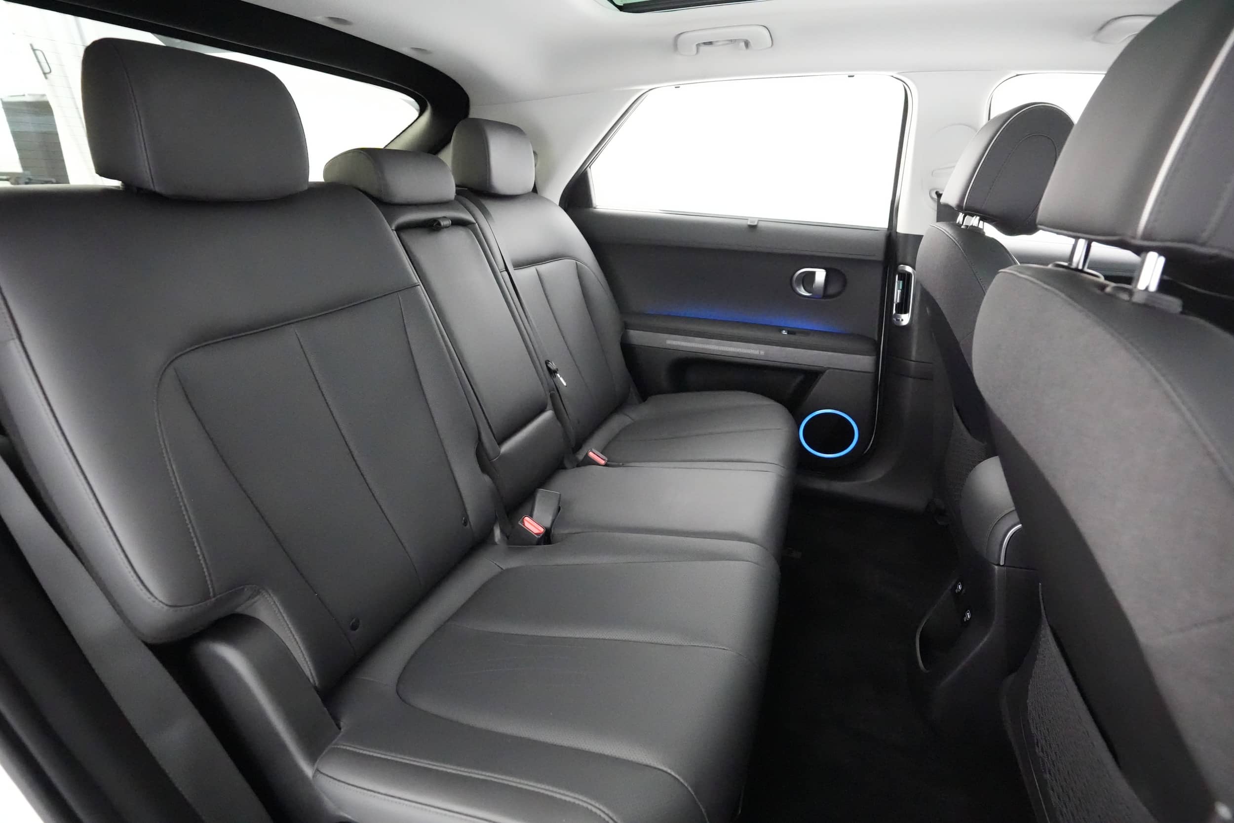 EverCars Co. vehicle image 4 for Hyundai IONIQ 5 -  Limited on EverCars Co.