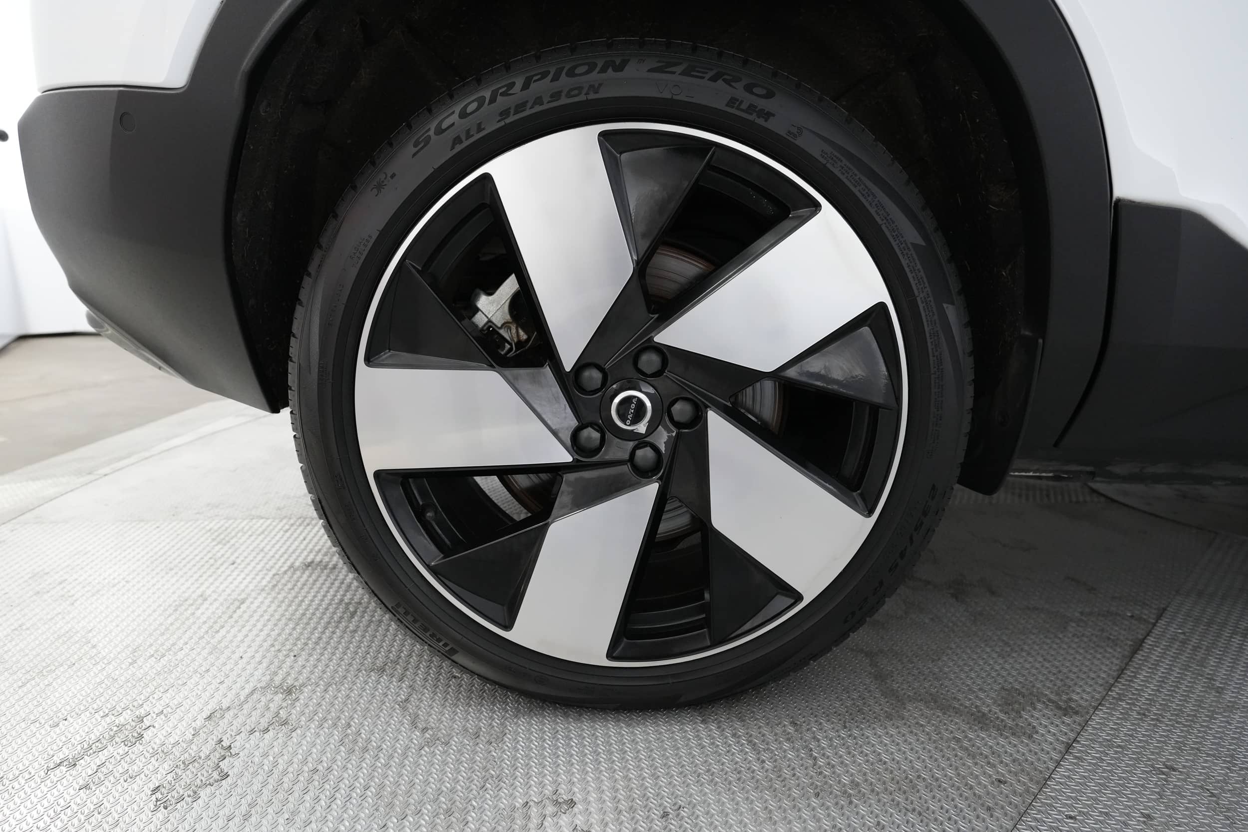 EverCars Co. vehicle image 16 for Volvo C40 Recharge -  P8 Ultimate on EverCars Co.
