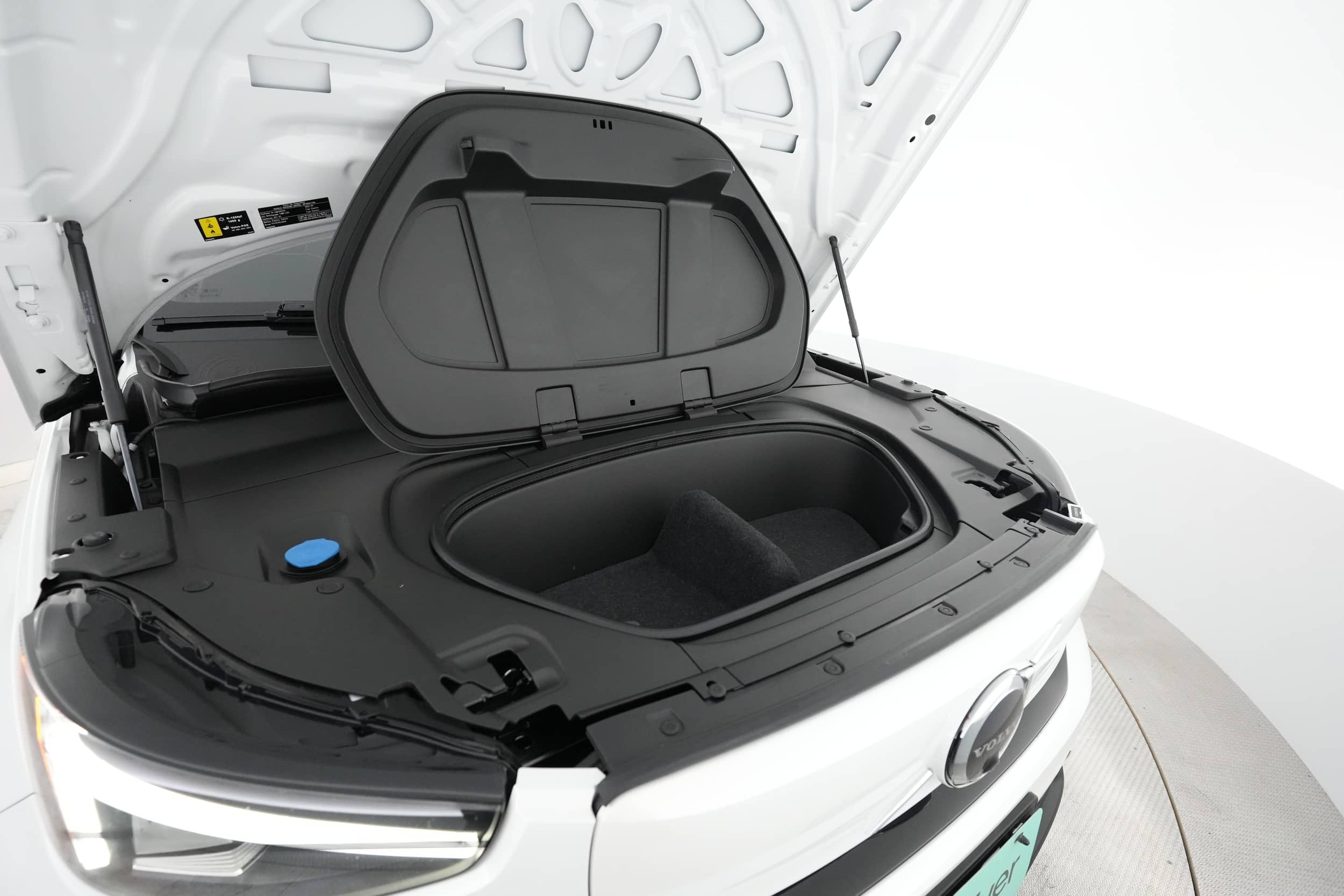 EverCars Co. vehicle image 21 for Volvo C40 Recharge -  P8 Ultimate on EverCars Co.