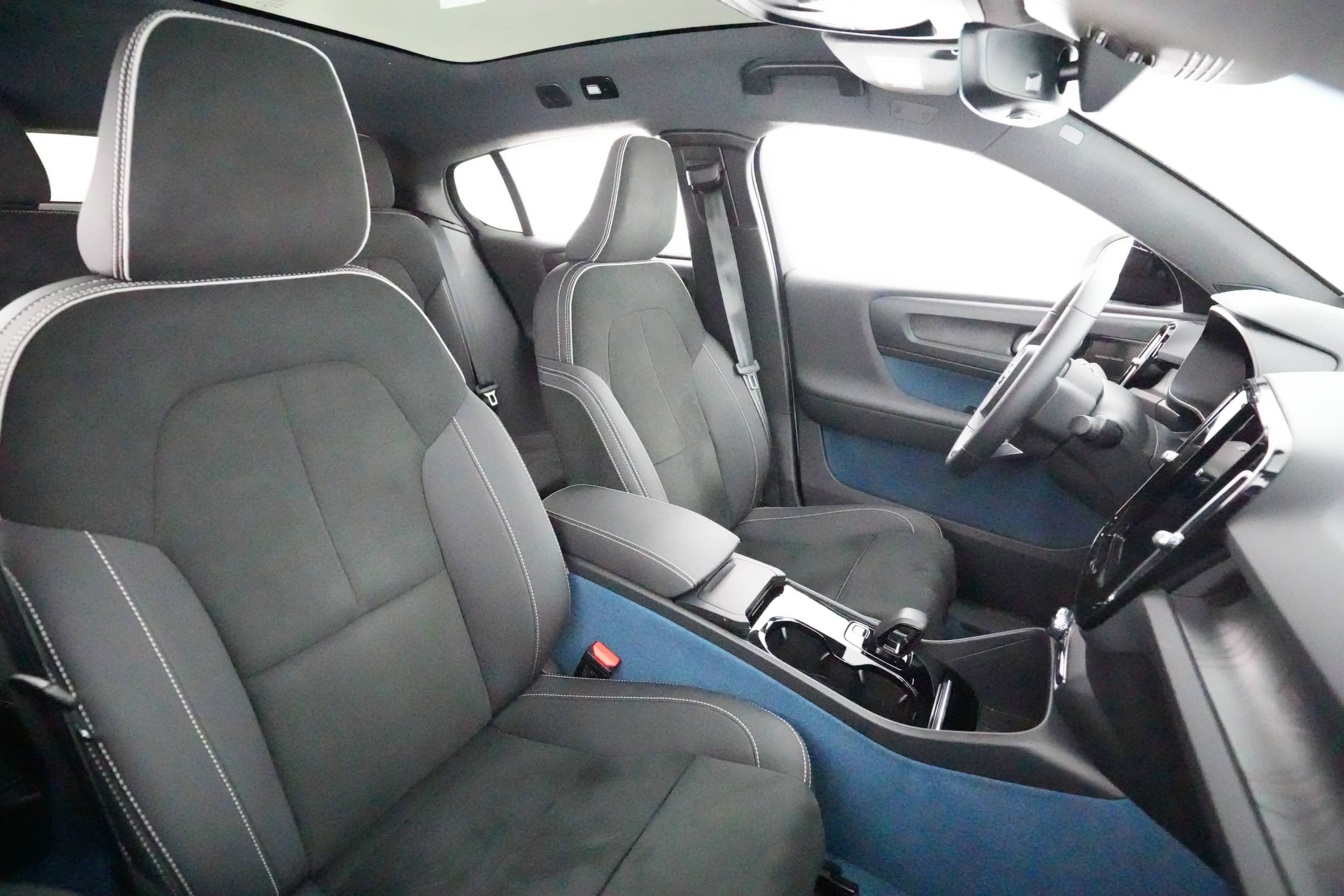 EverCars Co. vehicle image 19 for Volvo C40 Recharge -  P8 Ultimate on EverCars Co.