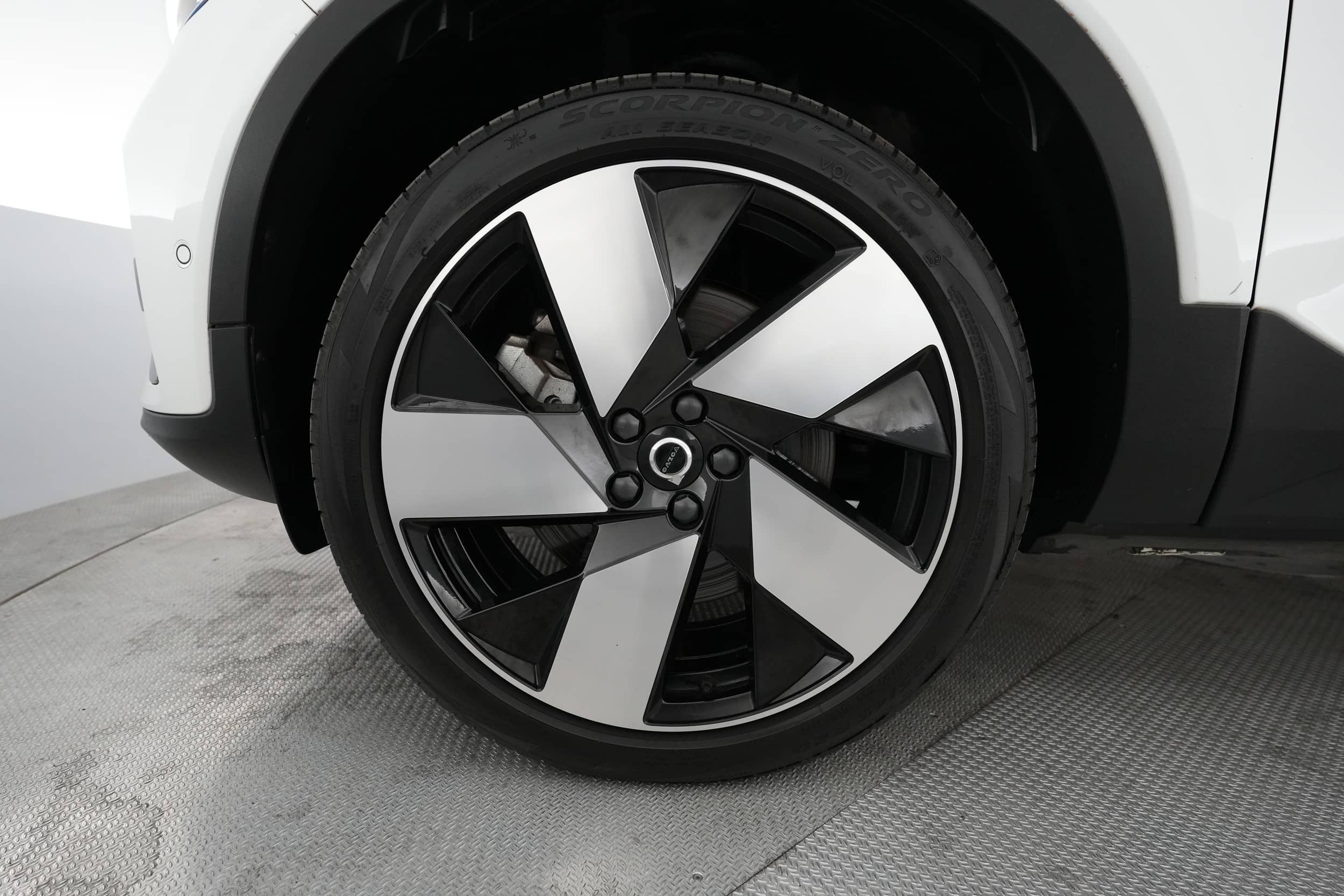 EverCars Co. vehicle image 7 for Volvo C40 Recharge -  P8 Ultimate on EverCars Co.