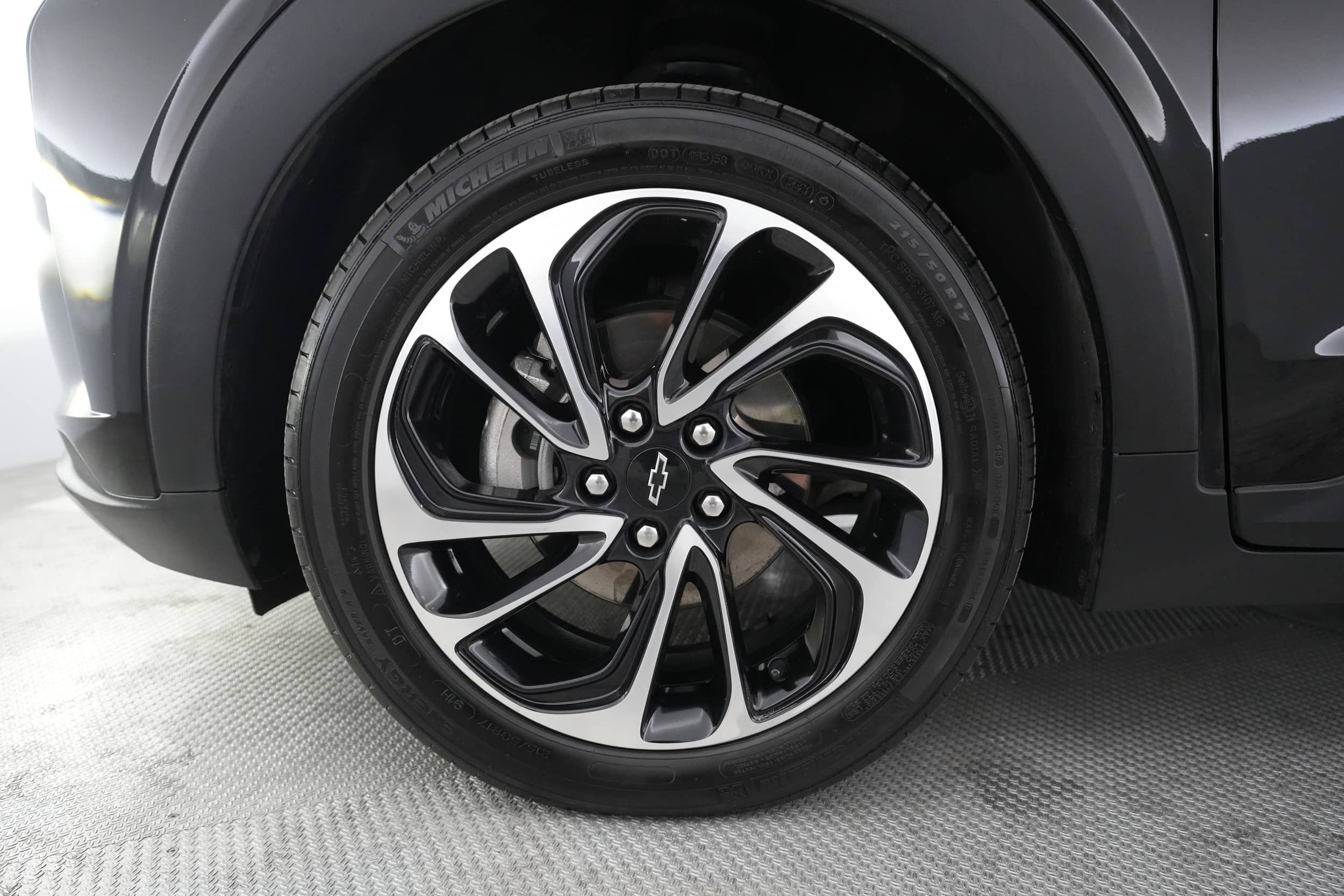 EverCars Co. vehicle image 7 for Chevrolet Bolt EUV -  Premier on EverCars Co.