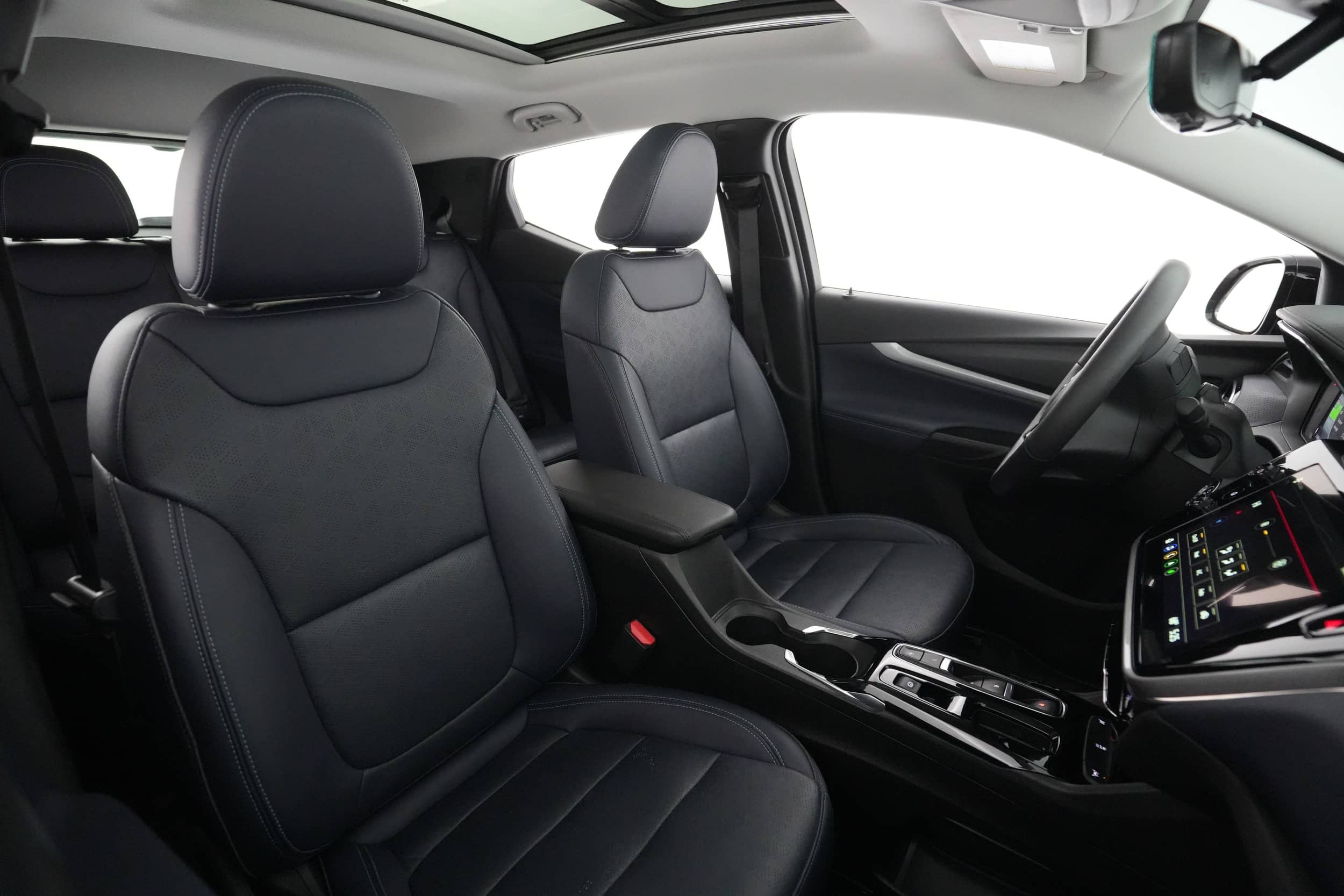 EverCars Co. vehicle image 19 for Chevrolet Bolt EUV -  Premier on EverCars Co.
