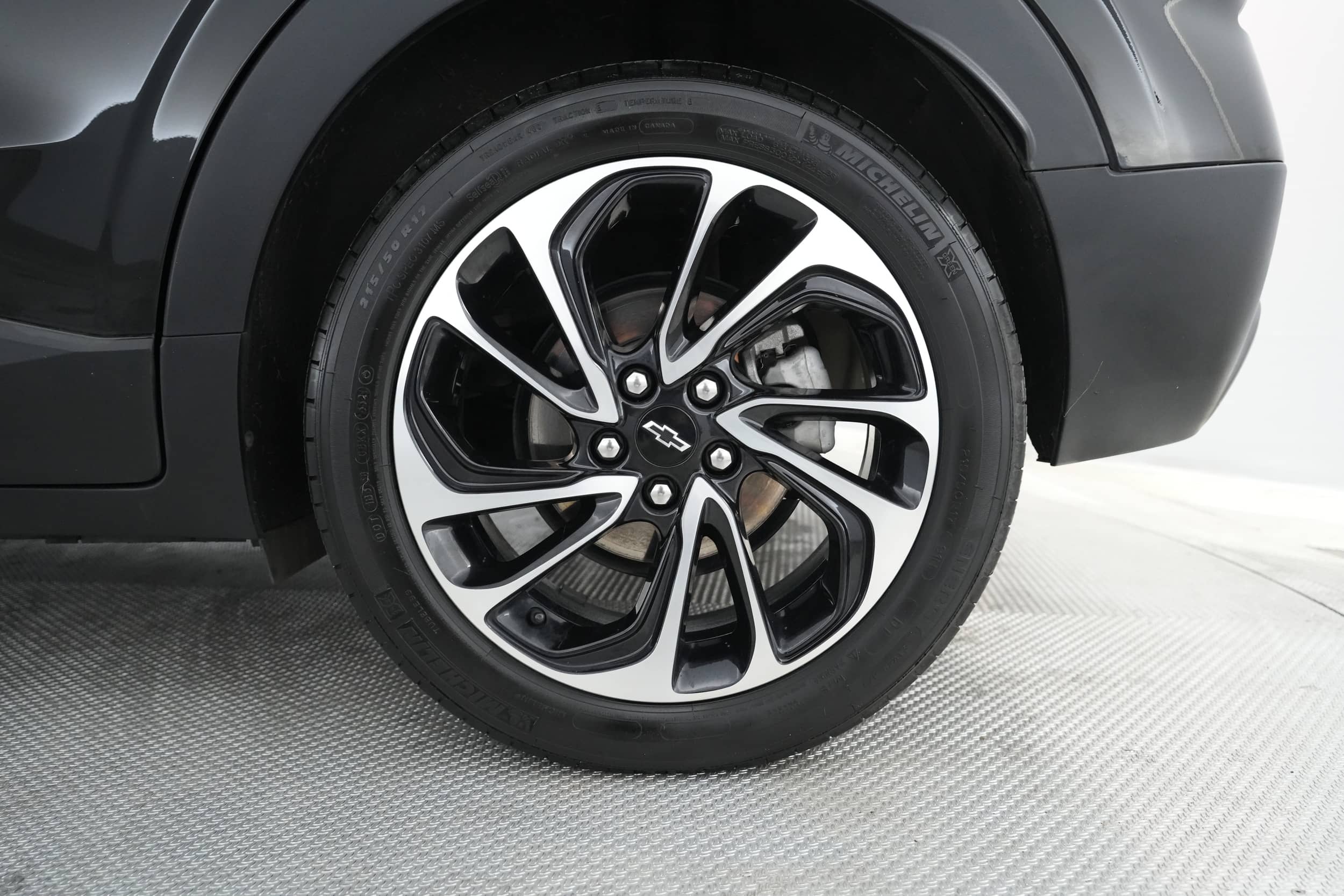 EverCars Co. vehicle image 17 for Chevrolet Bolt EUV -  Premier on EverCars Co.