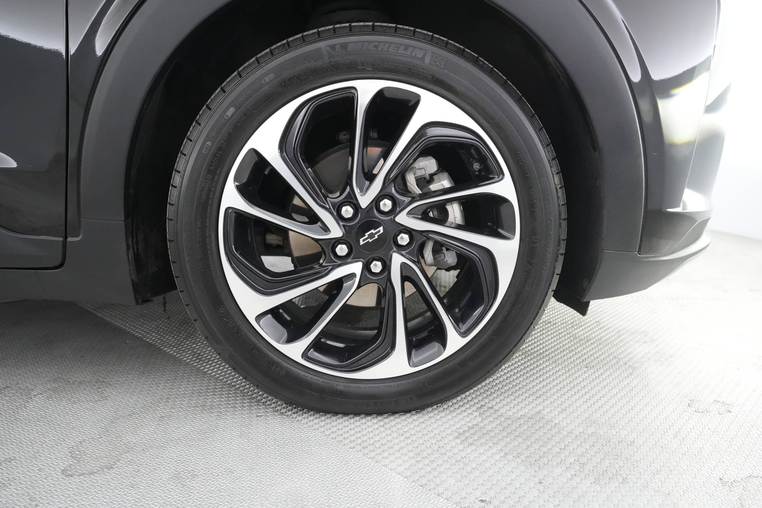 EverCars Co. vehicle image 15 for Chevrolet Bolt EUV -  Premier on EverCars Co.